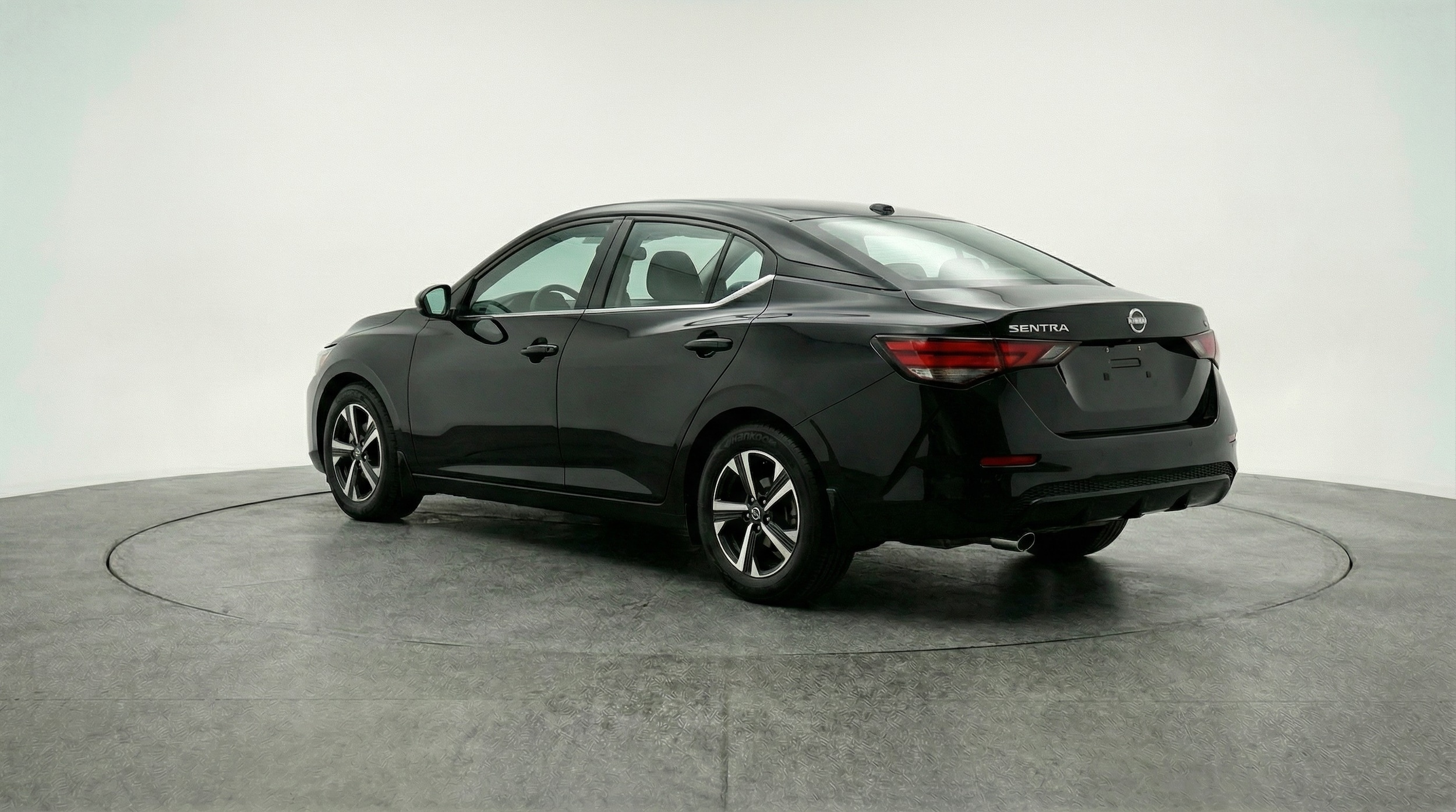 Thumbnail: 2025 Nissan Sentra - 5