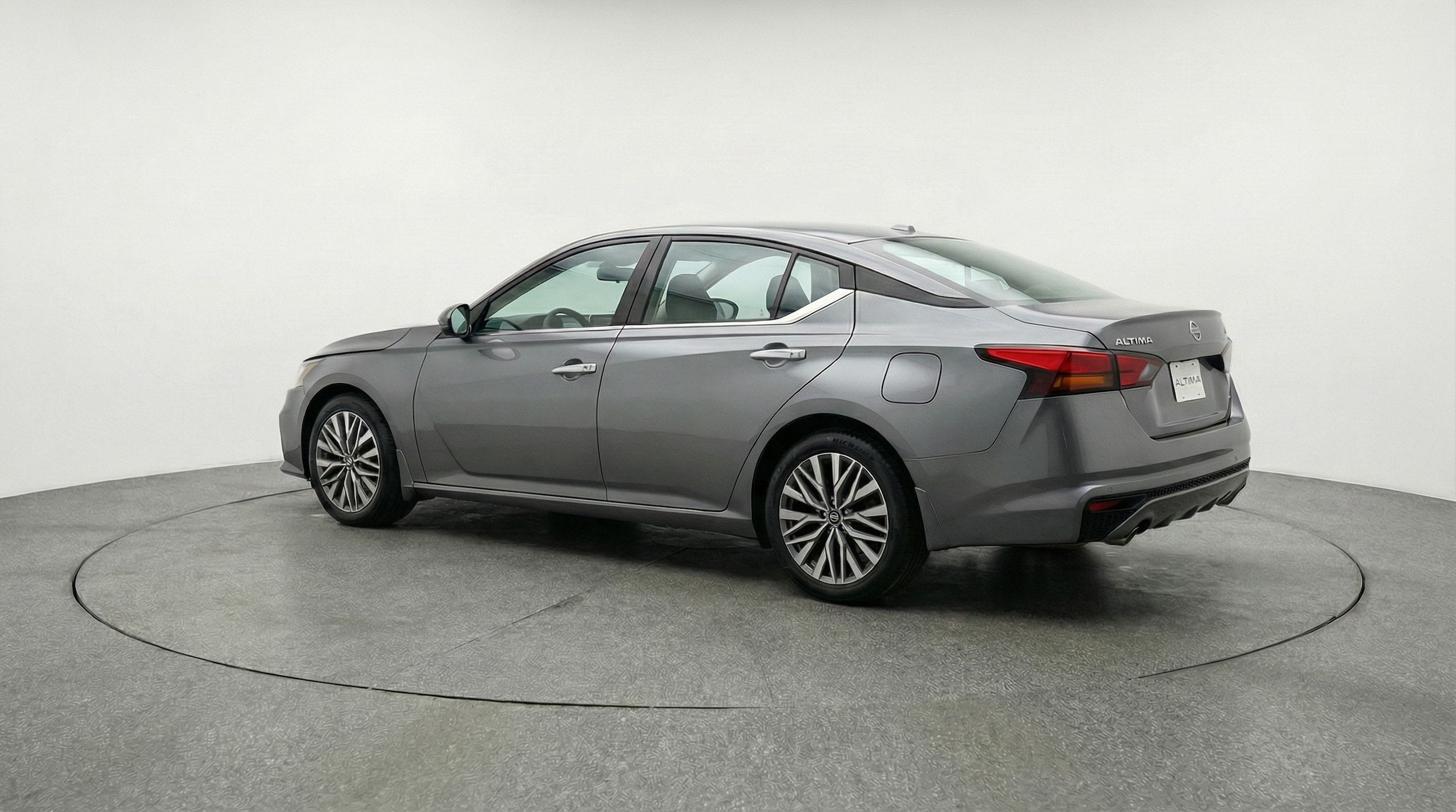 Thumbnail: 2025 Nissan Altima - 5