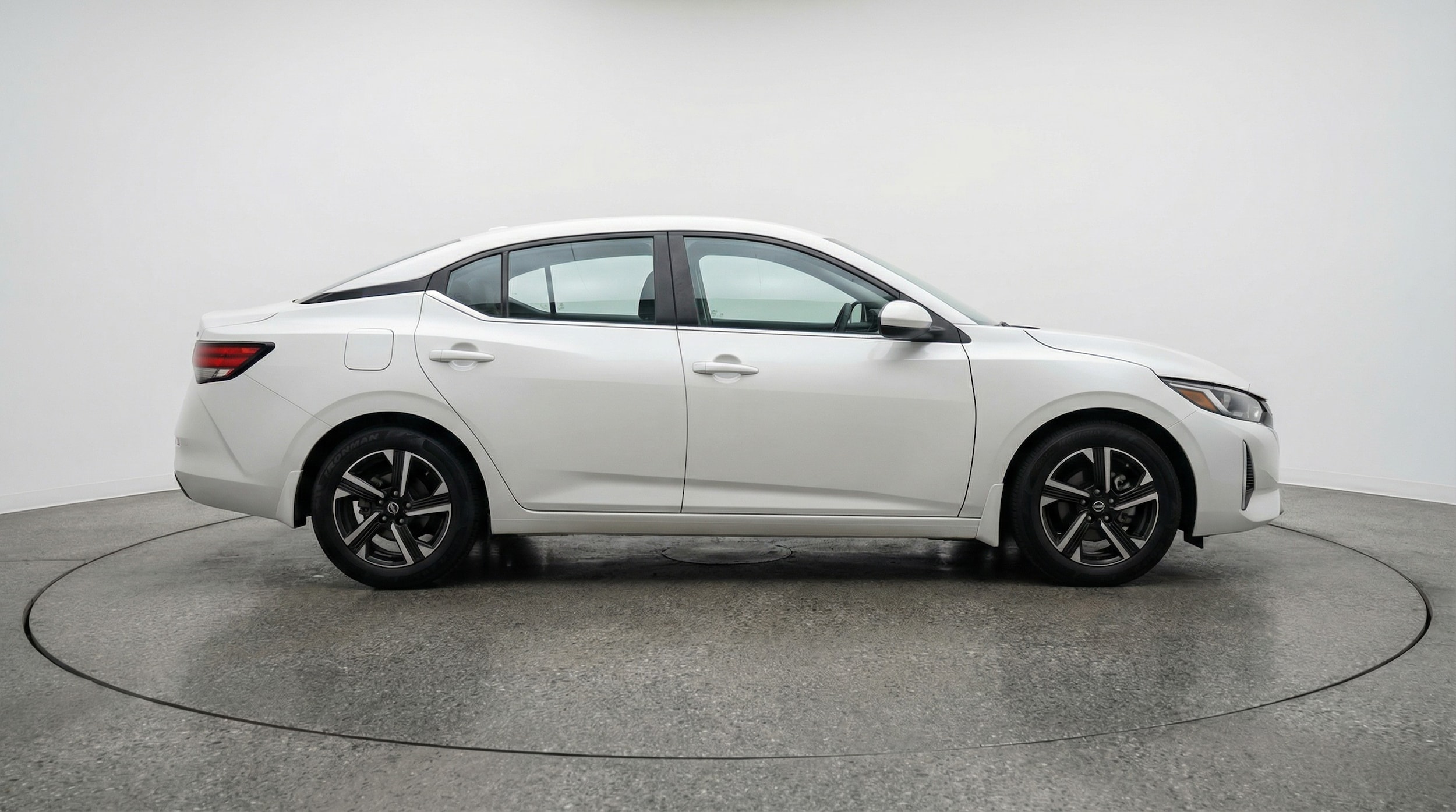 Thumbnail: 2025 Nissan Sentra - 8