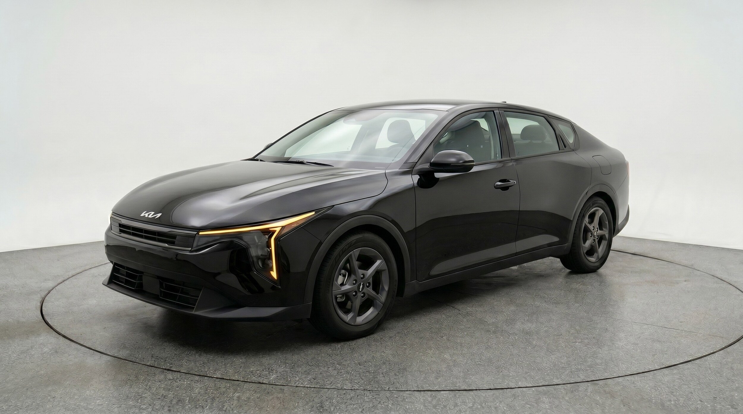 Thumbnail: 2025 Kia K4 - 3