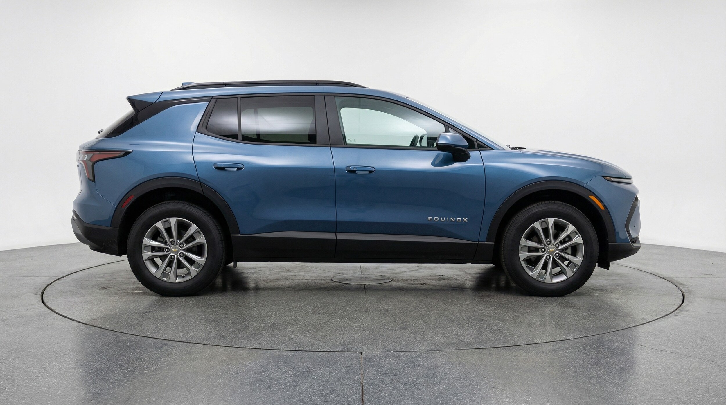 Thumbnail: 2025 Chevrolet Equinox - 8