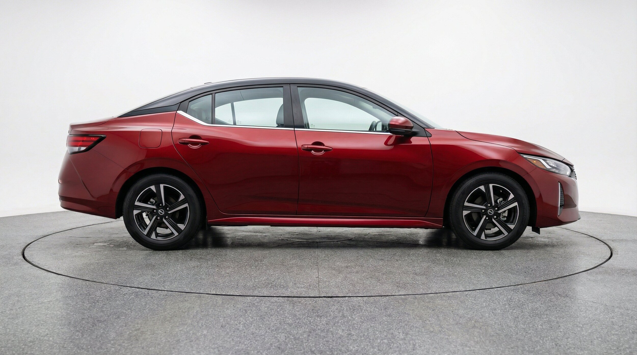 Thumbnail: 2025 Nissan Sentra - 11