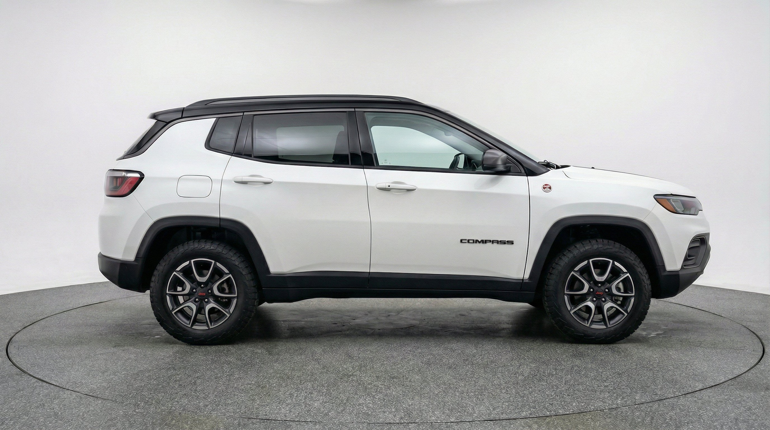 Thumbnail: 2025 Jeep Compass - 10