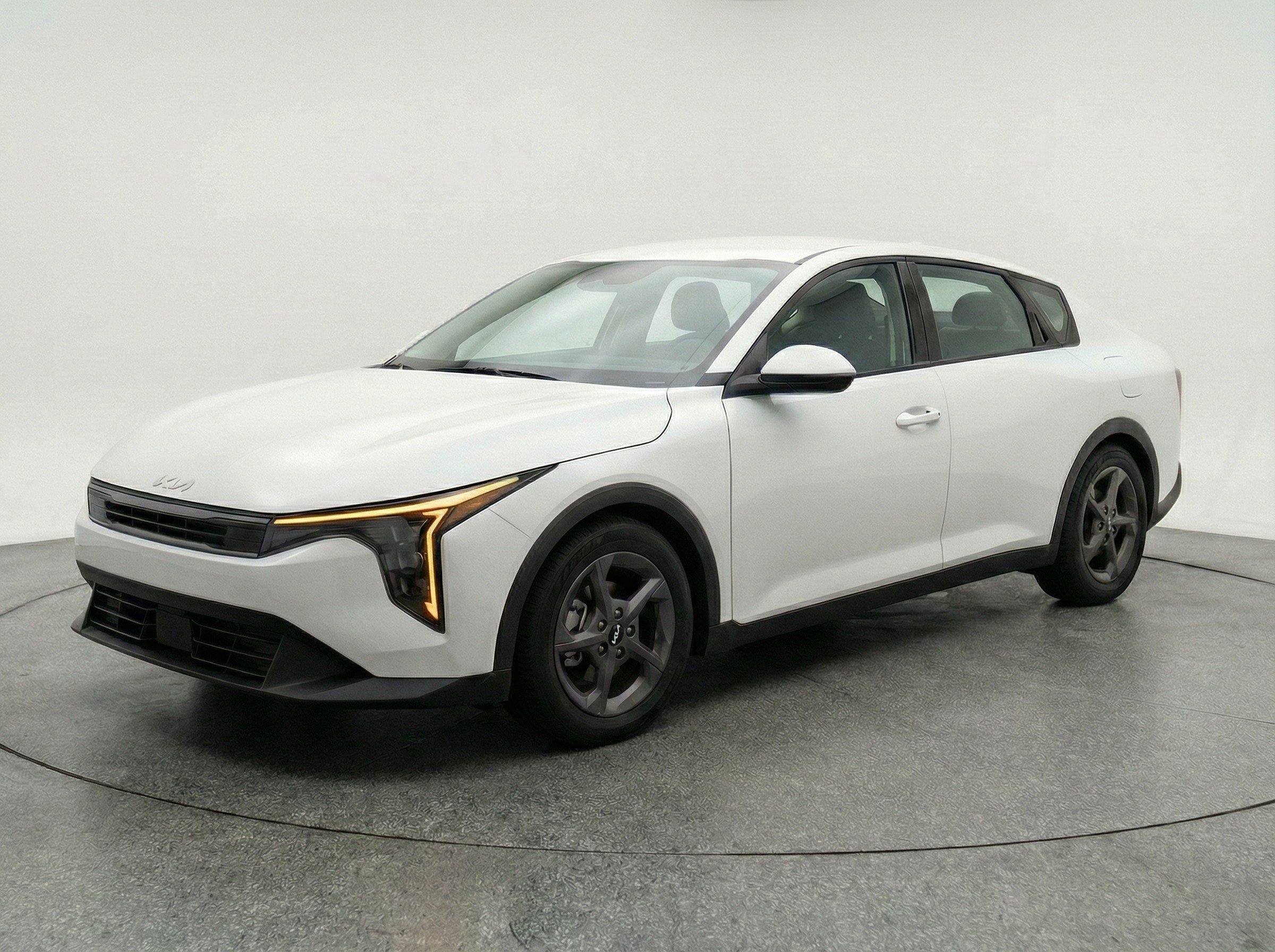 Thumbnail: 2025 Kia K4 - 3