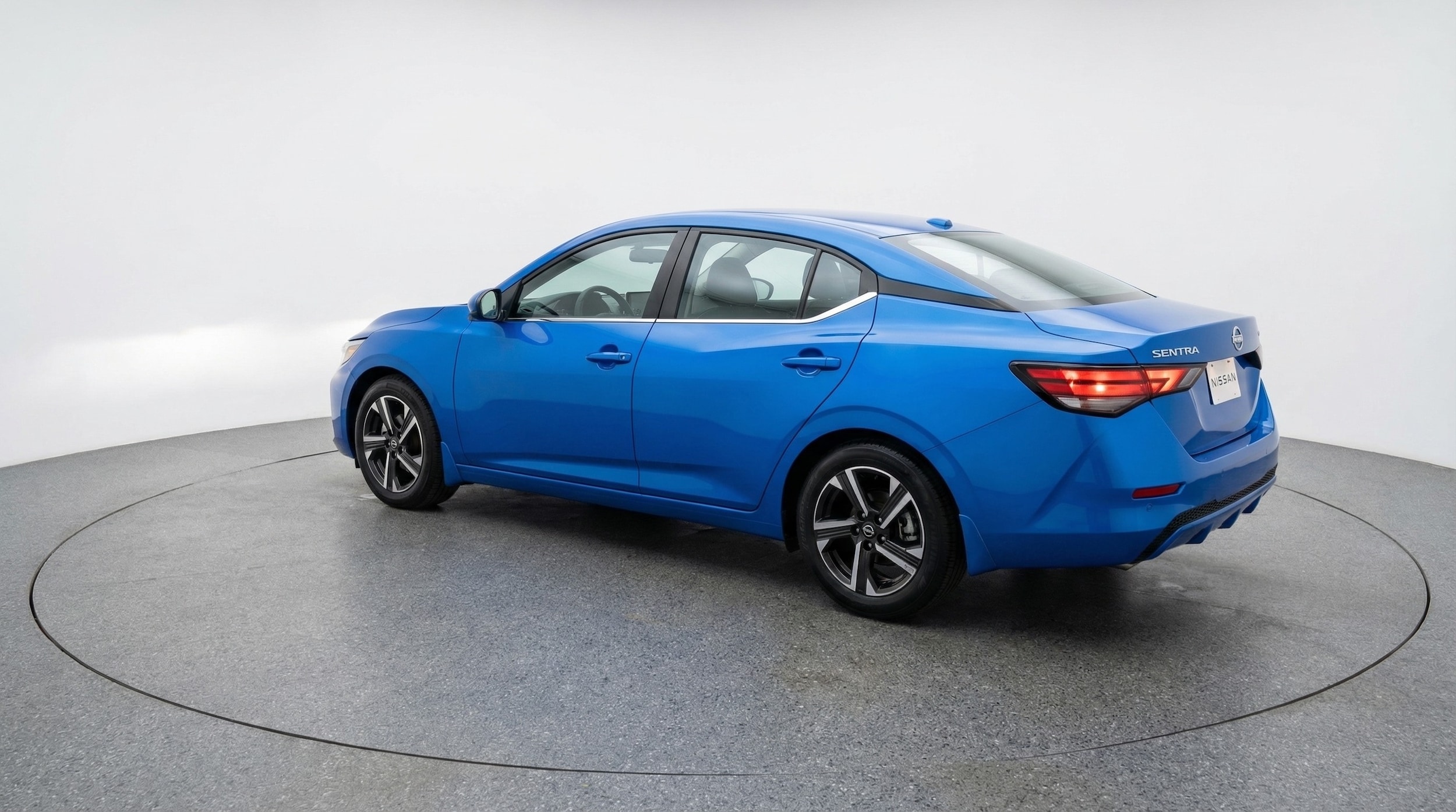 Thumbnail: 2025 Nissan Sentra - 5