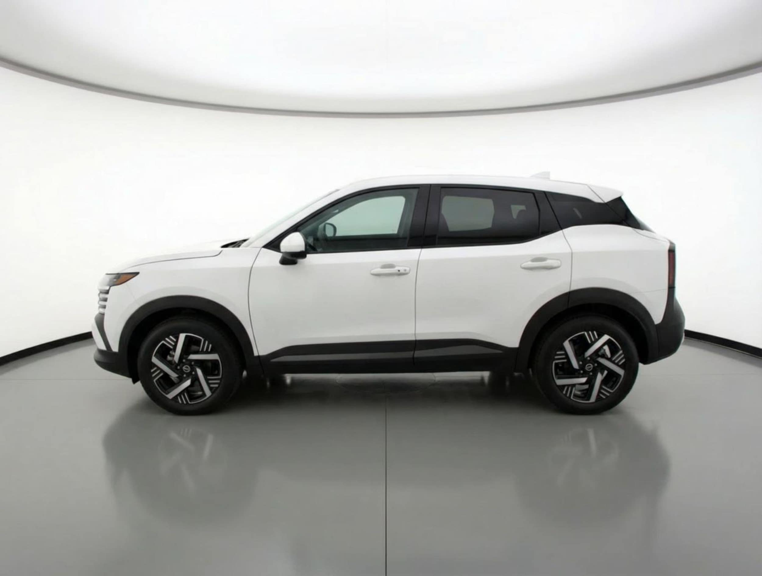 Thumbnail: 2025 Nissan Kicks - 4