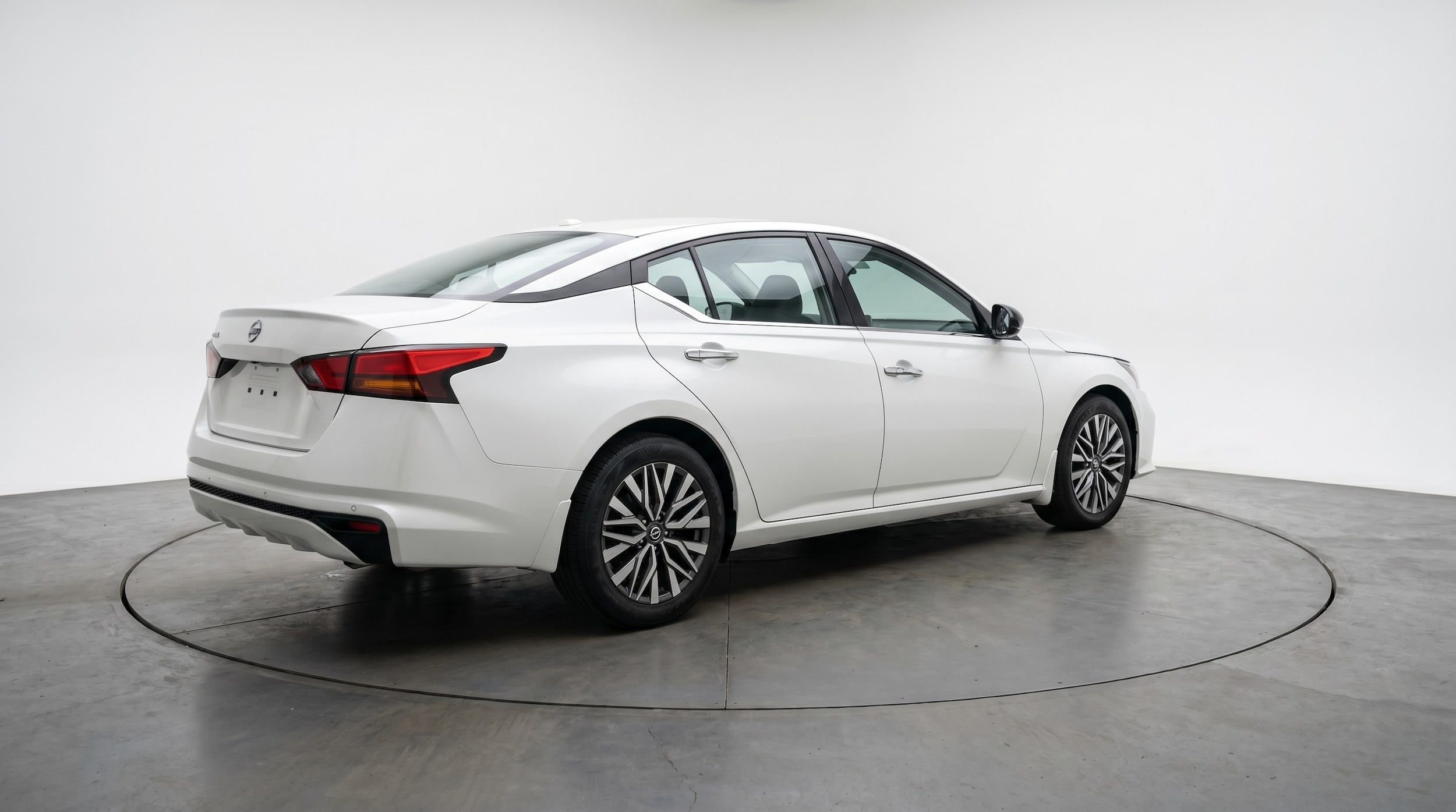 Thumbnail: 2025 Nissan Altima - 7