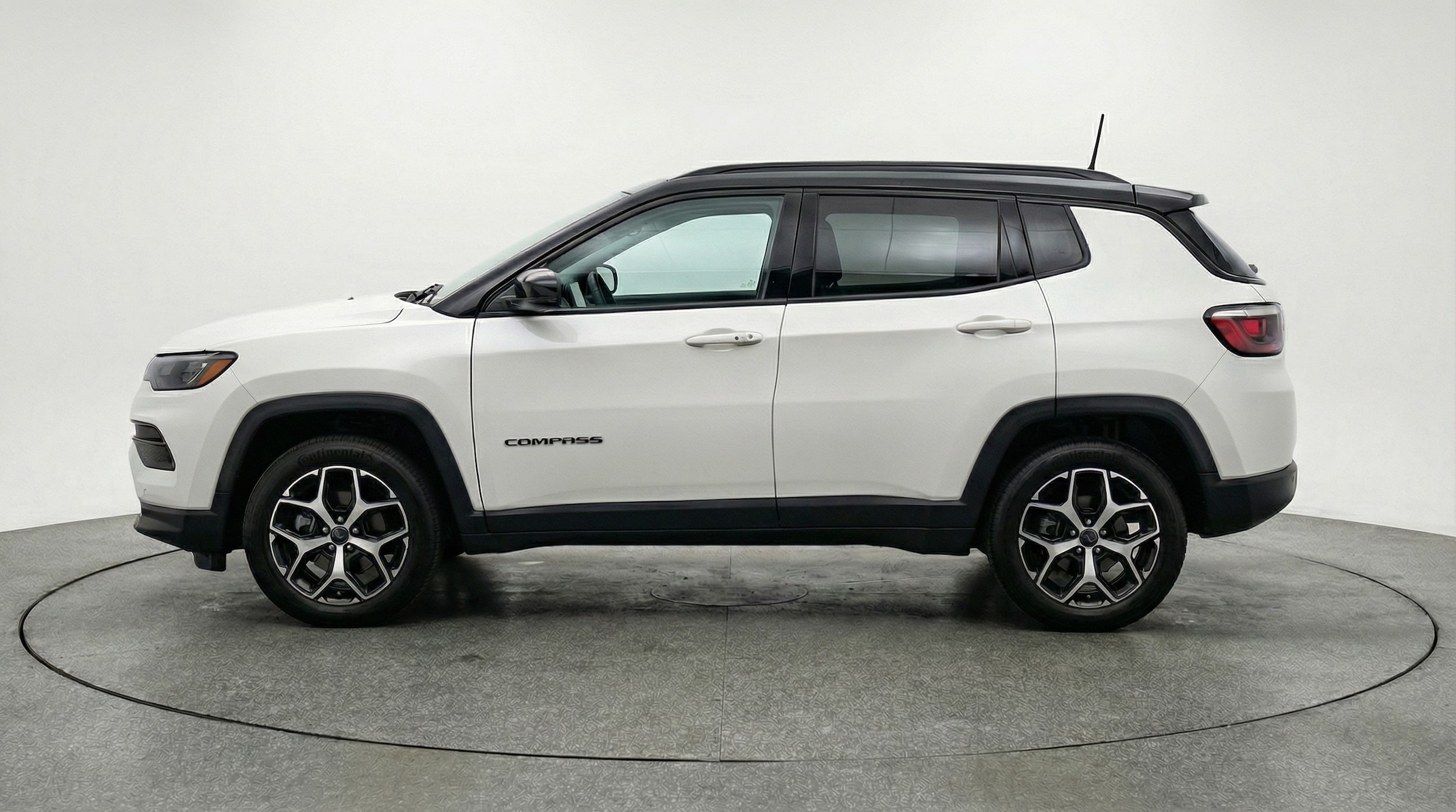 Thumbnail: 2025 Jeep Compass - 4