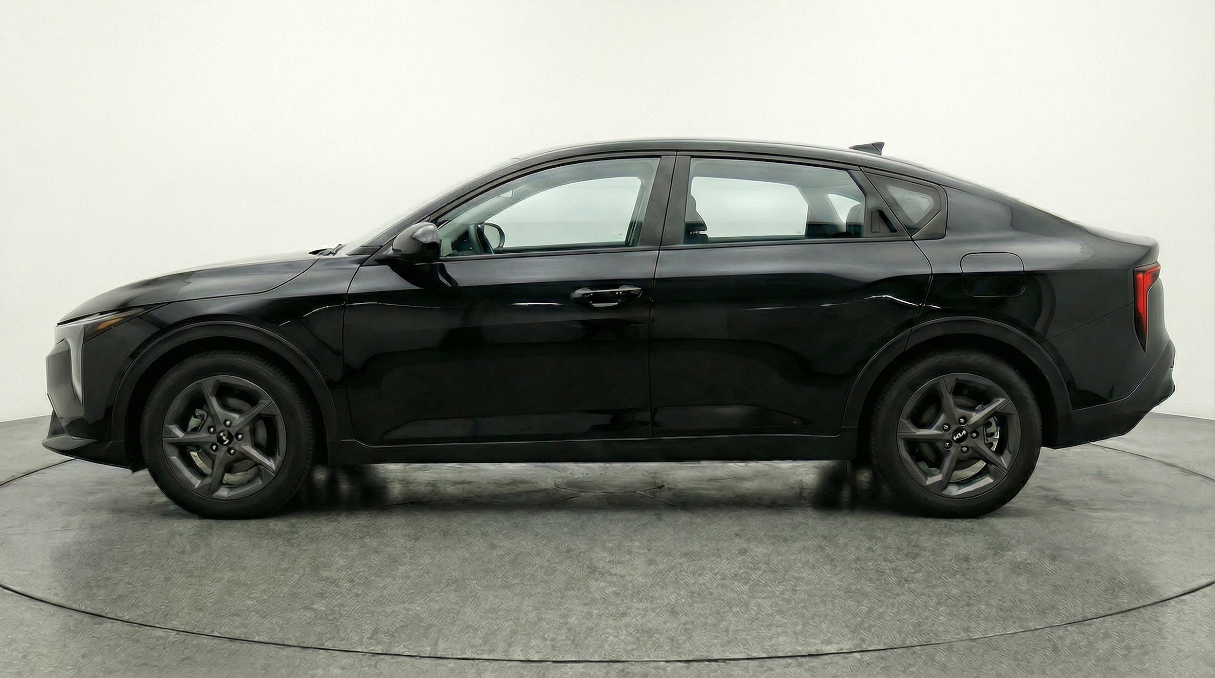 Thumbnail: 2025 Kia K4 - 4