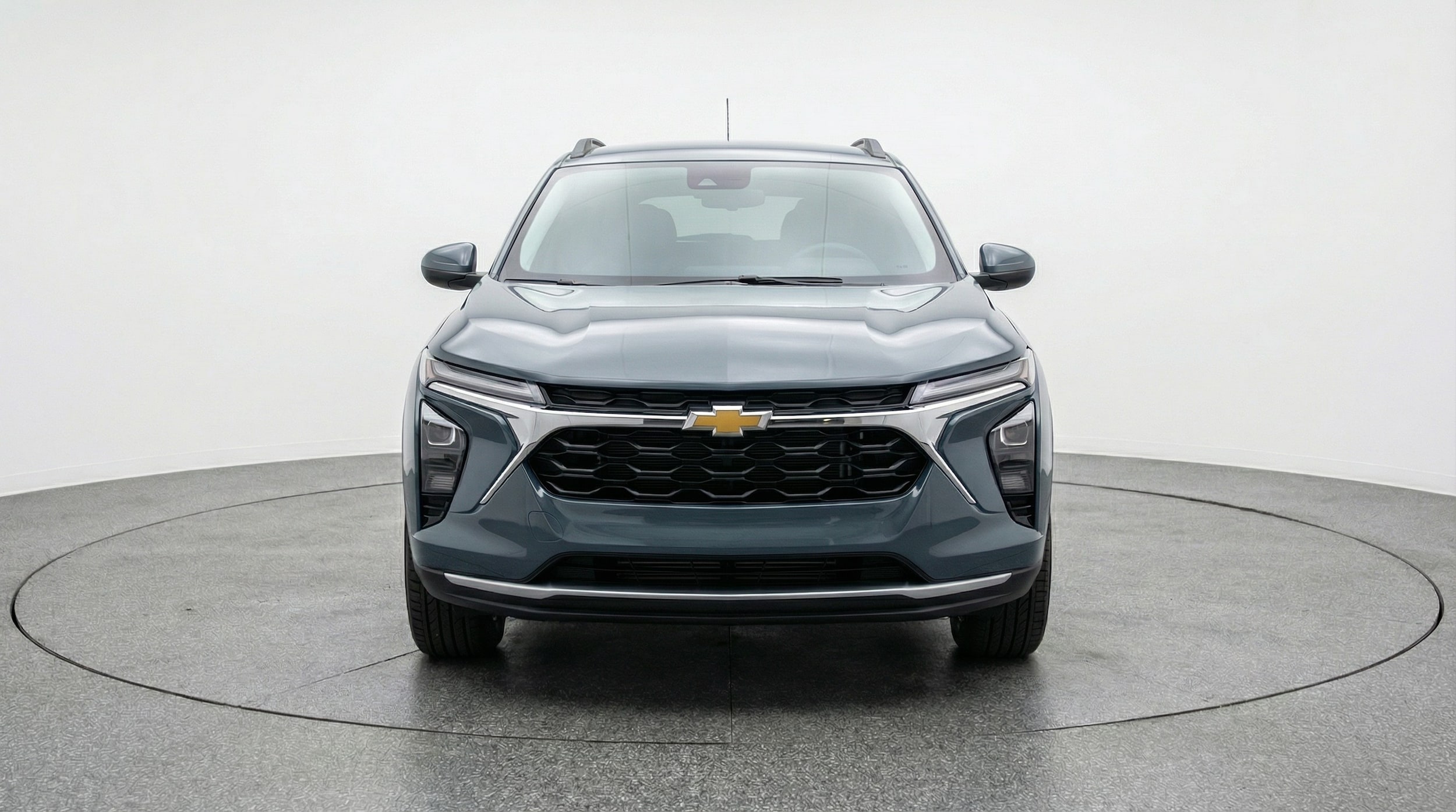 Thumbnail: 2025 Chevrolet Trax - 2