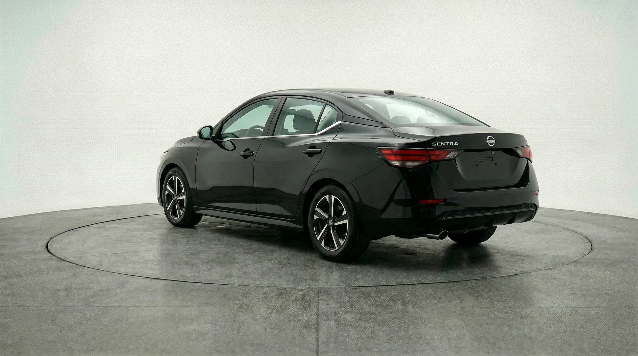 Thumbnail: 2025 Nissan Sentra - 5