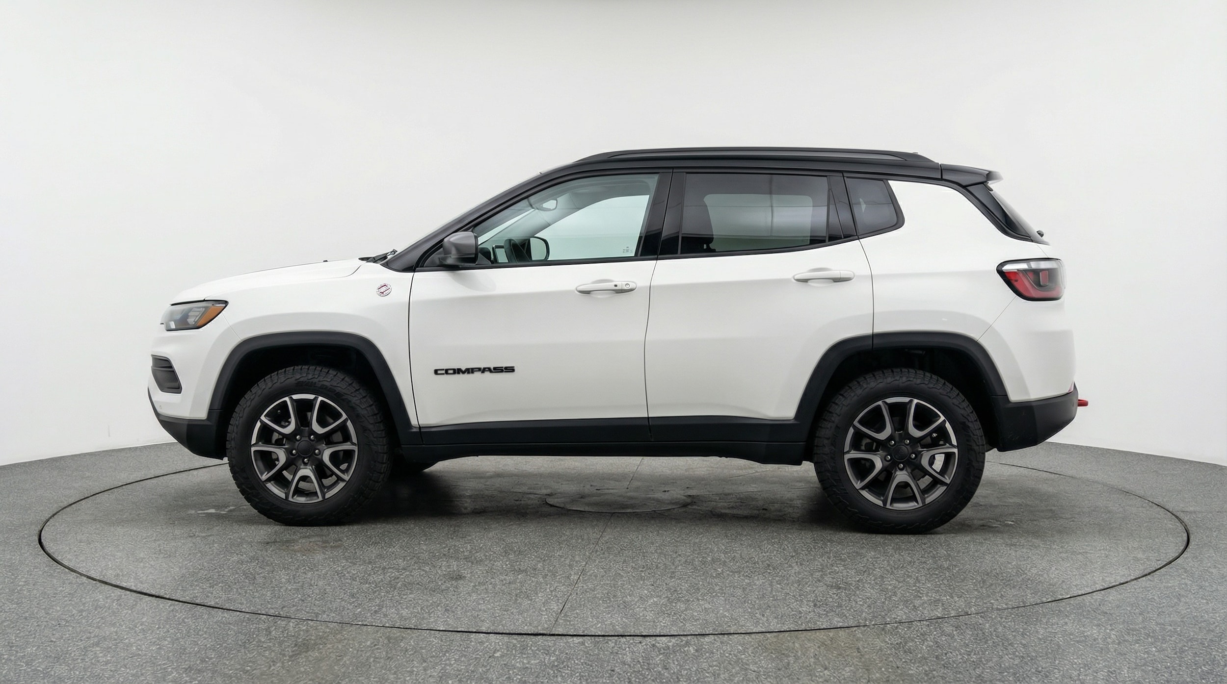 Thumbnail: 2025 Jeep Compass - 4