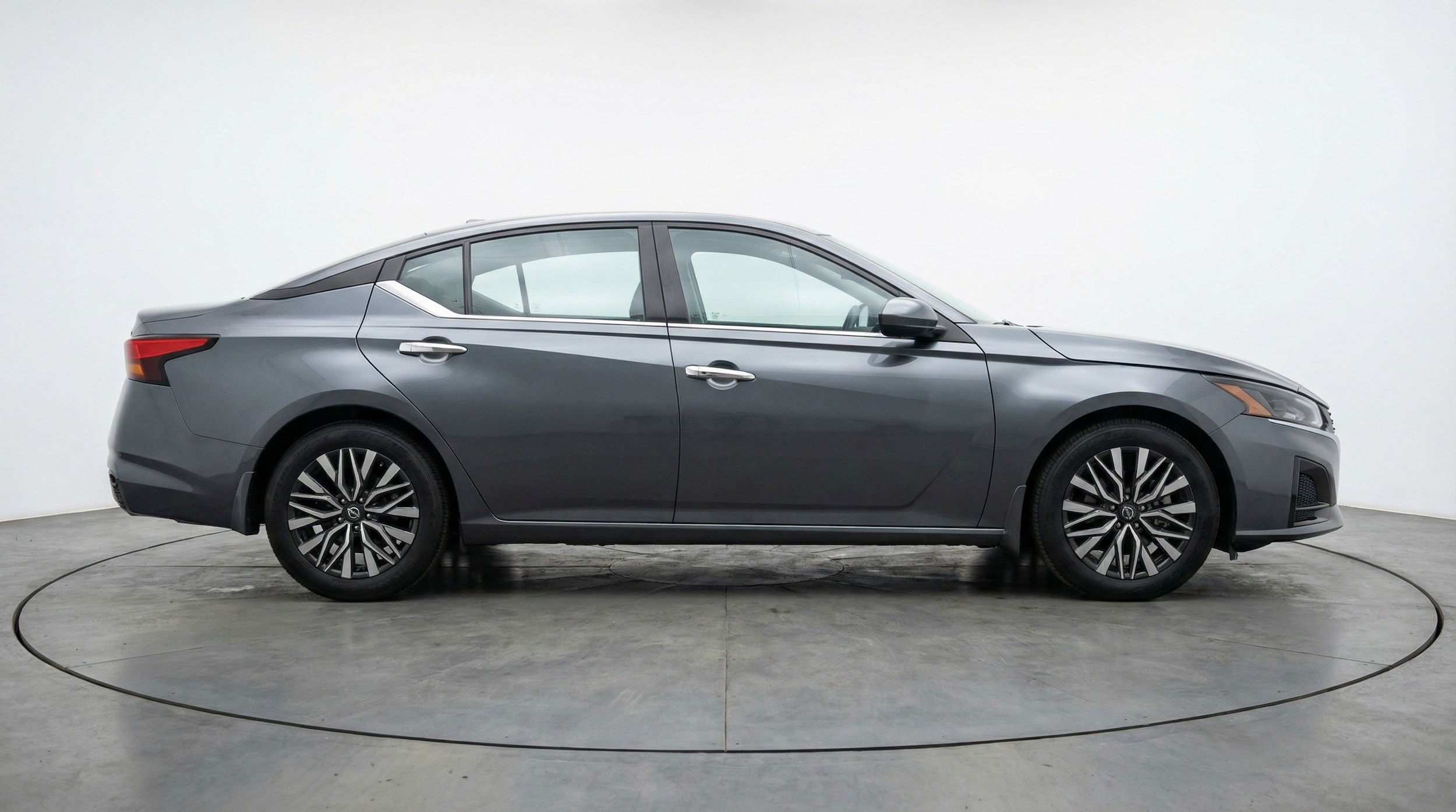 Thumbnail: 2025 Nissan Altima - 8