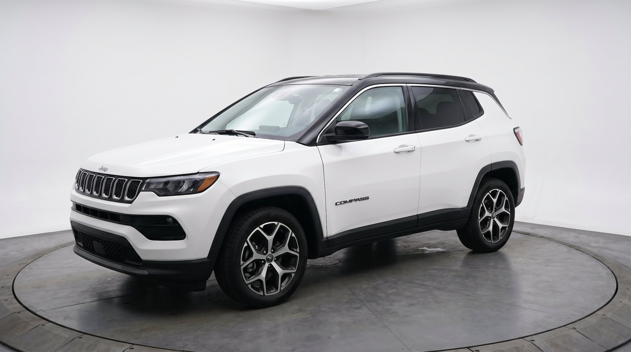 Thumbnail: 2025 Jeep Compass - 3