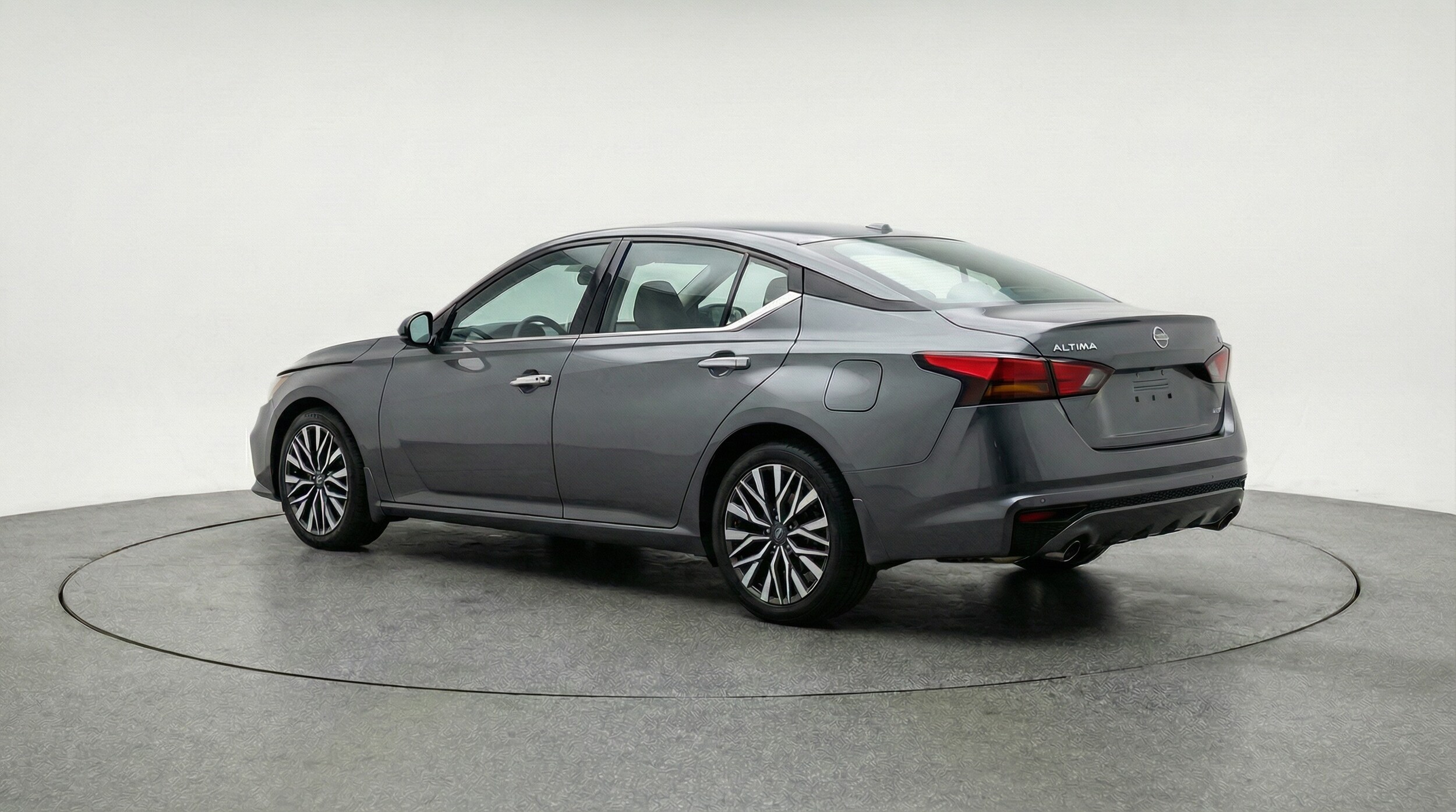 Thumbnail: 2025 Nissan Altima - 5