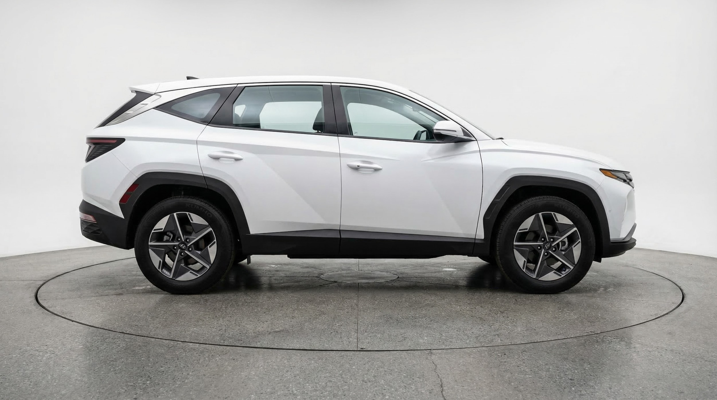 Thumbnail: 2025 Hyundai Tucson - 8