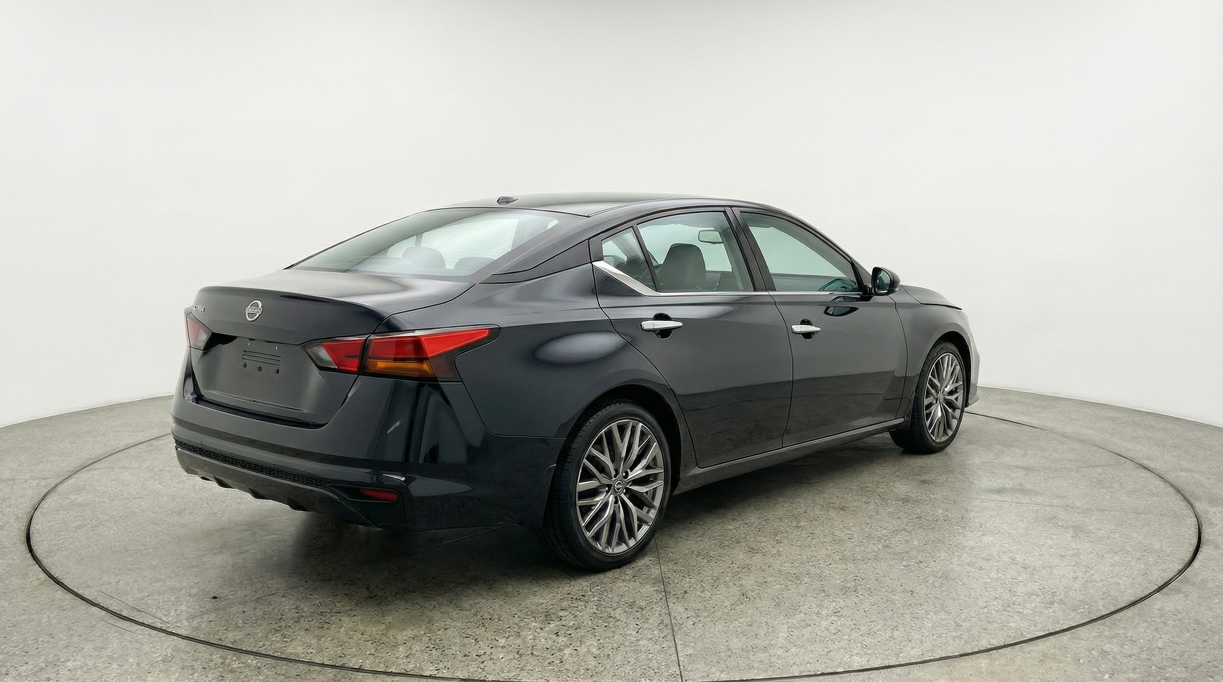 Thumbnail: 2025 Nissan Altima - 7