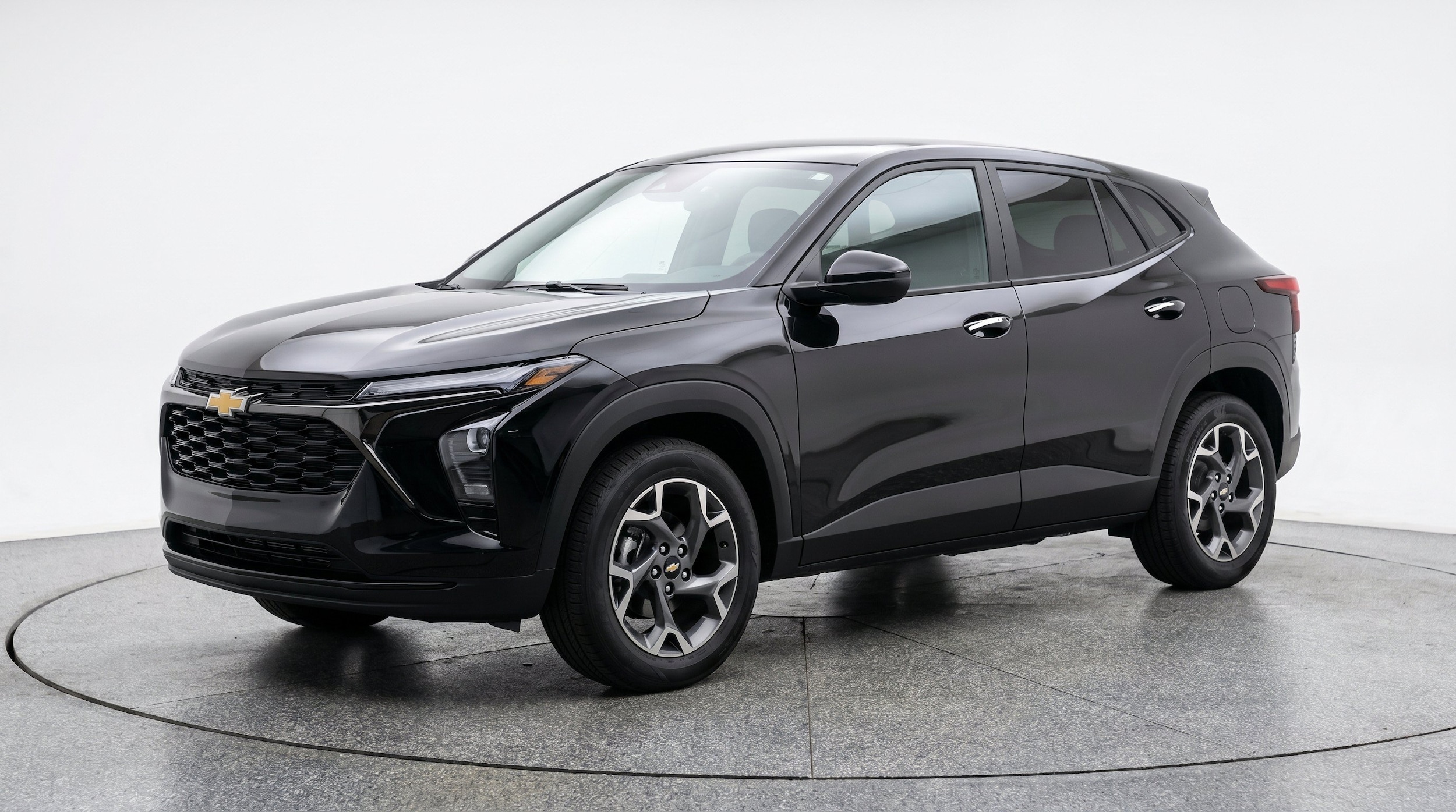 Thumbnail: 2025 Chevrolet Trax - 3