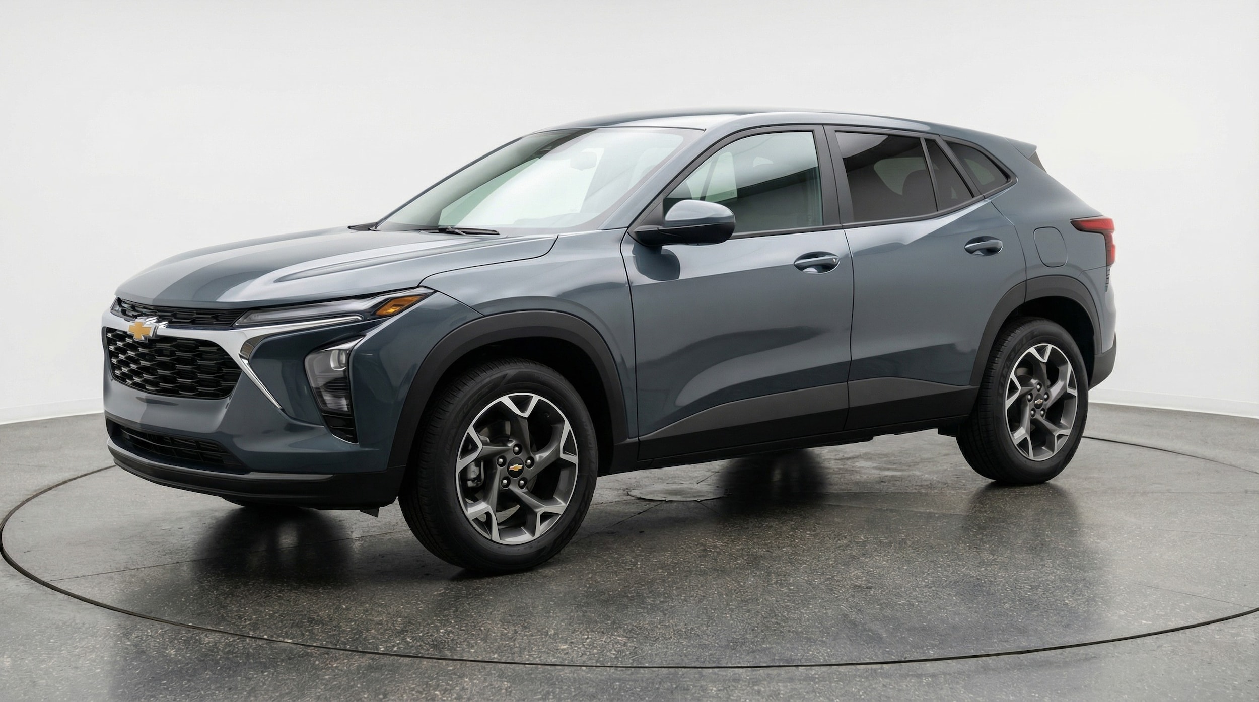 Thumbnail: 2025 Chevrolet Trax - 3