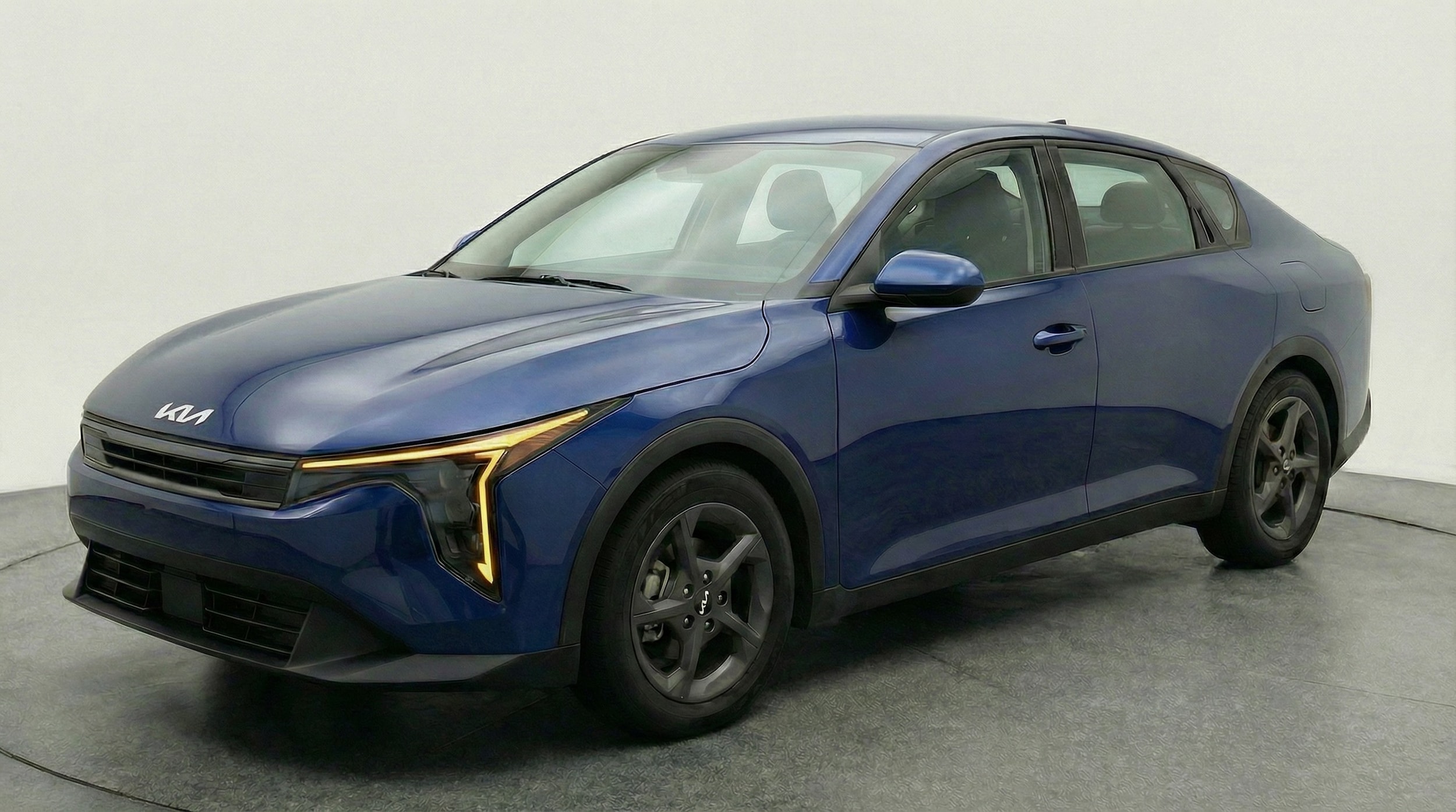 Thumbnail: 2025 Kia K4 - 3