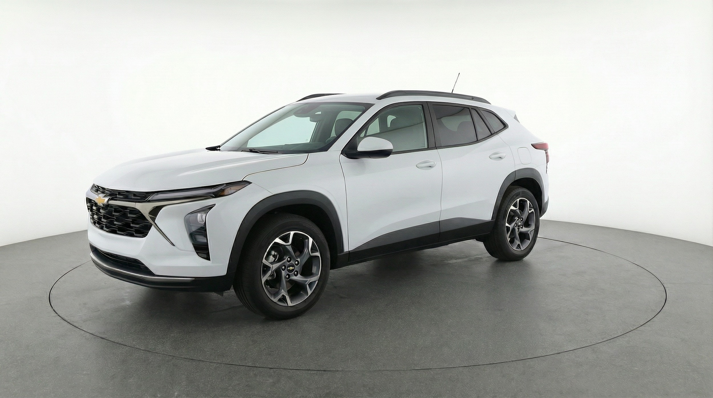 Thumbnail: 2025 Chevrolet Trax - 3