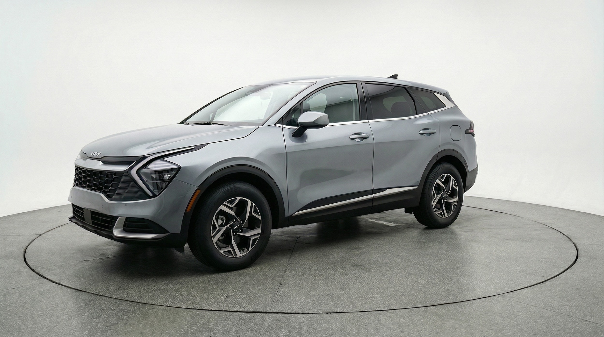 Thumbnail: 2025 Kia Sportage - 3