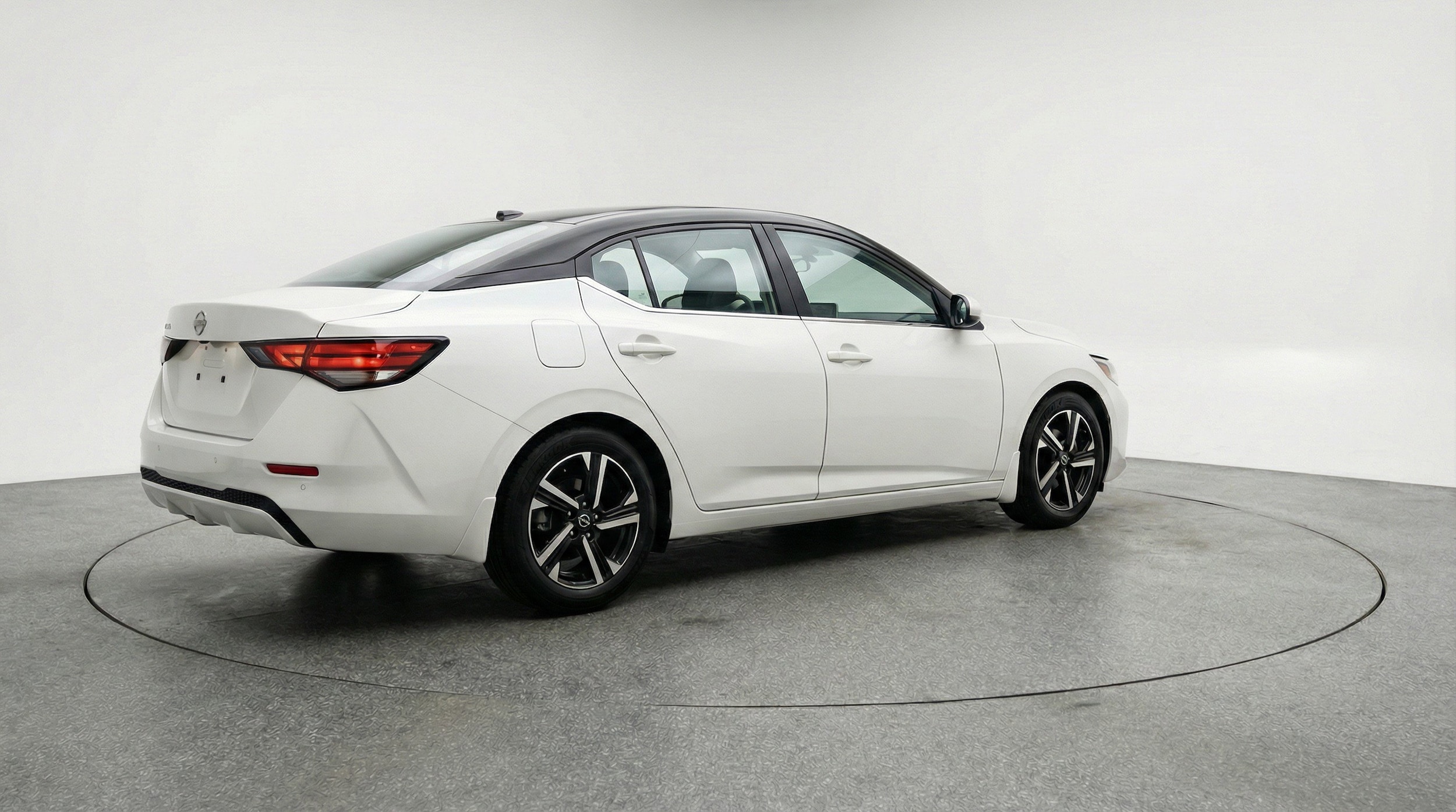 Thumbnail: 2025 Nissan Sentra - 9