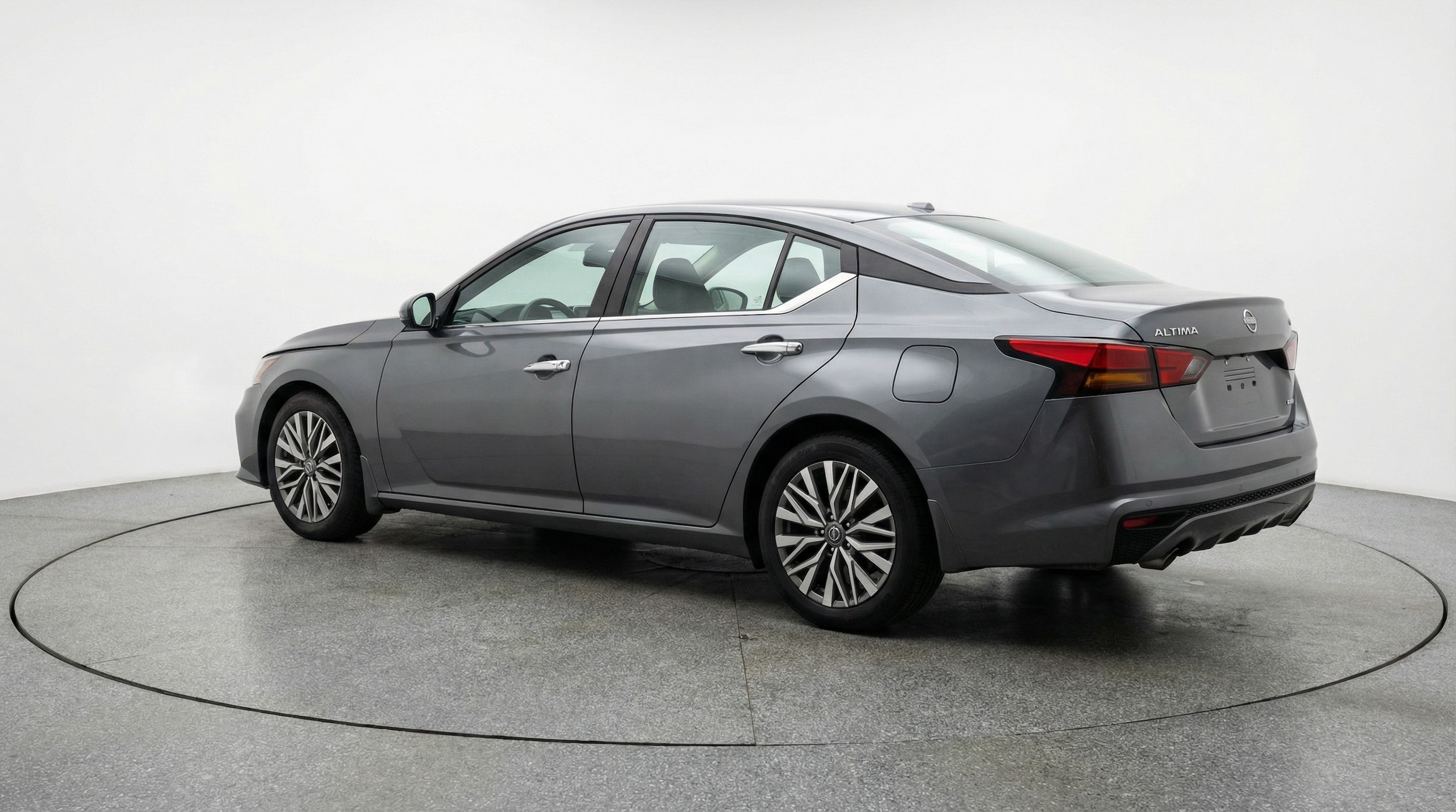 Thumbnail: 2025 Nissan Altima - 5