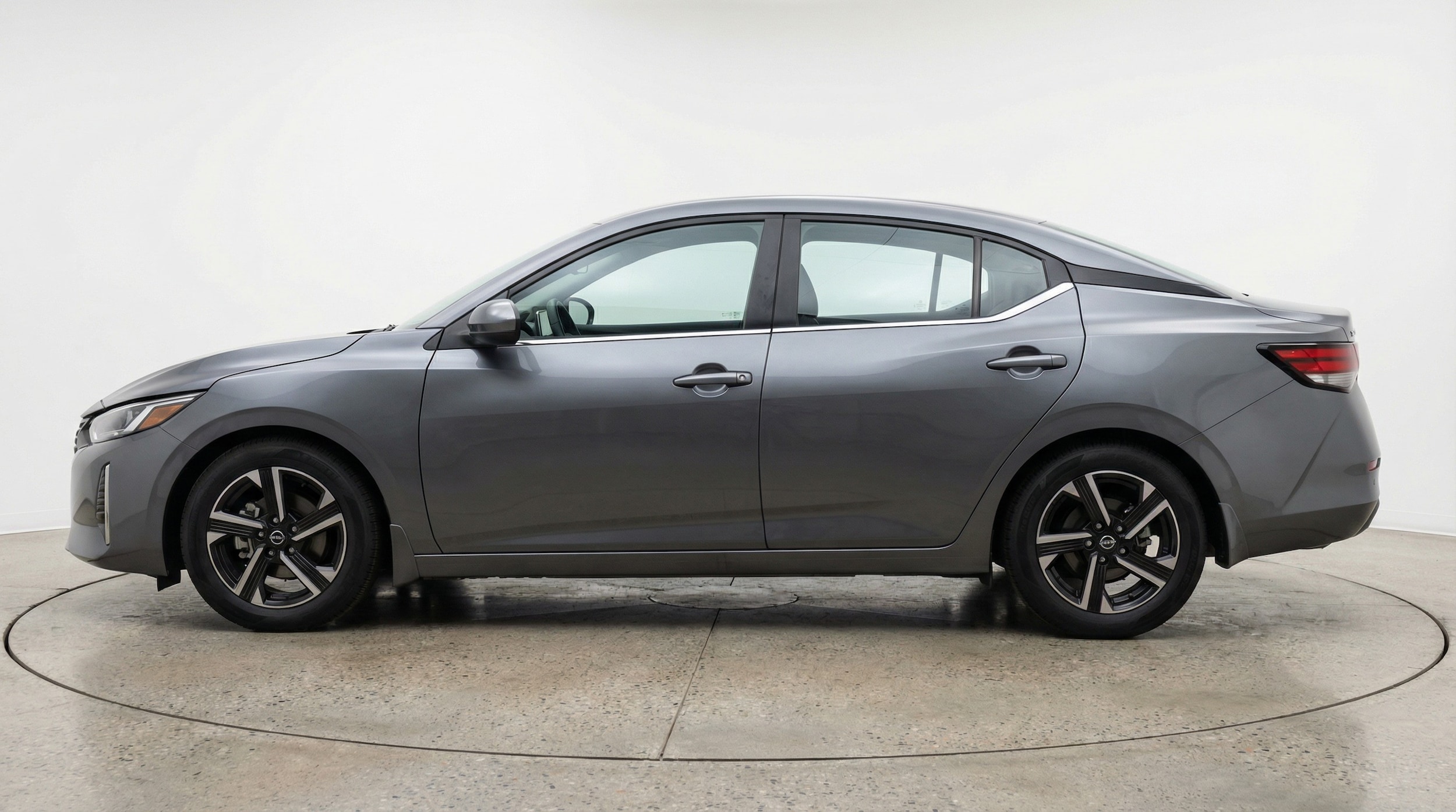 Thumbnail: 2025 Nissan Sentra - 4