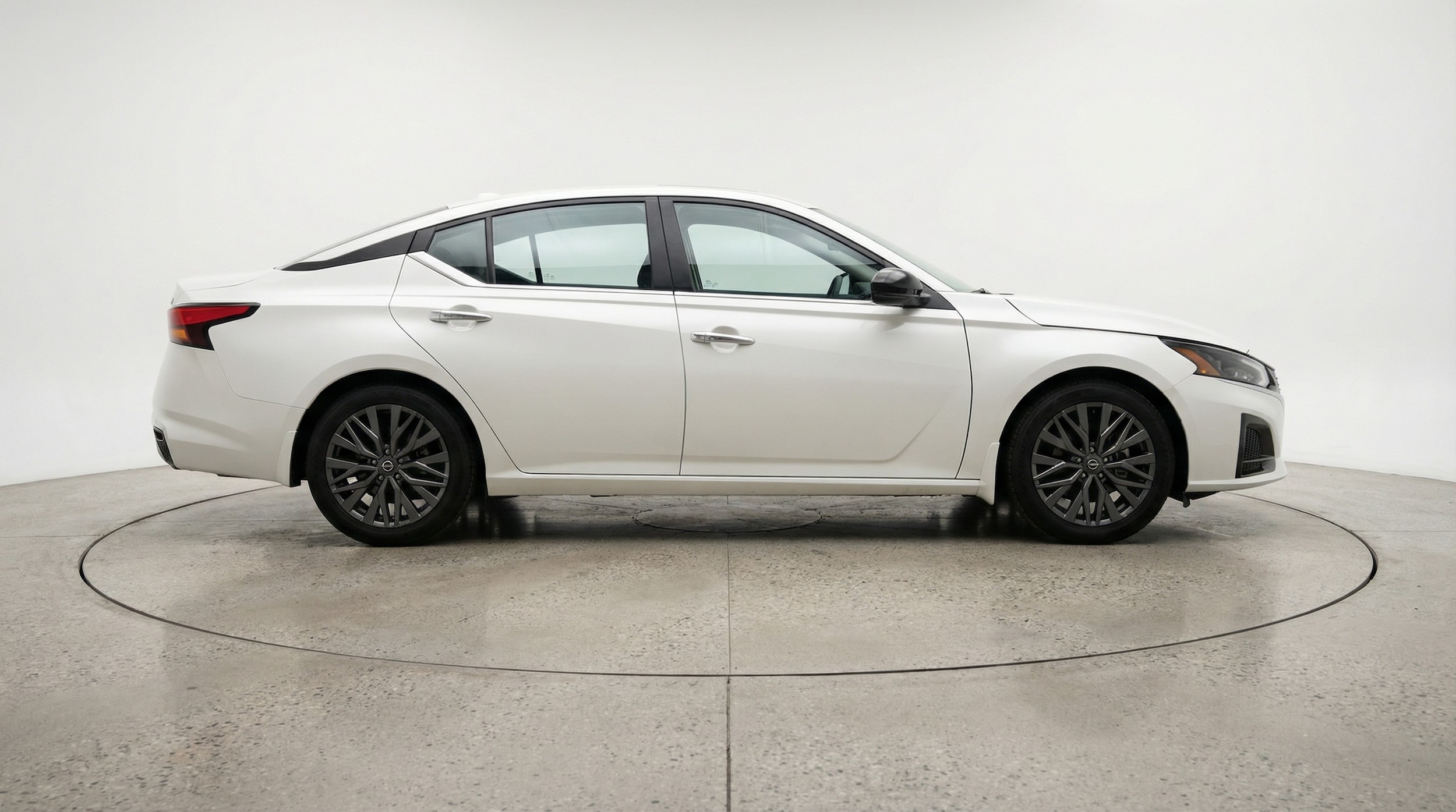 Thumbnail: 2025 Nissan Altima - 8