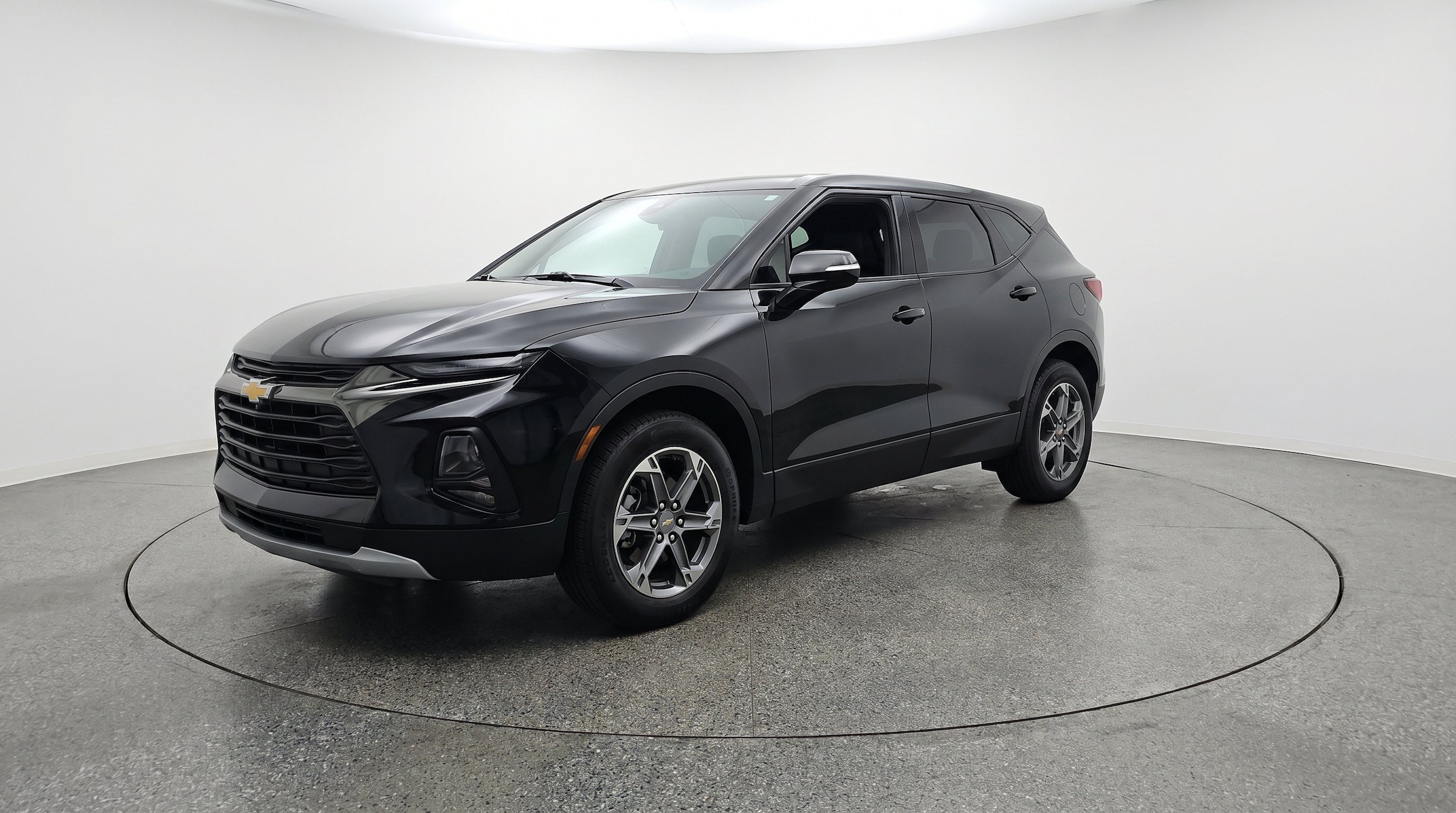 Thumbnail: 2025 Chevrolet Blazer - 3