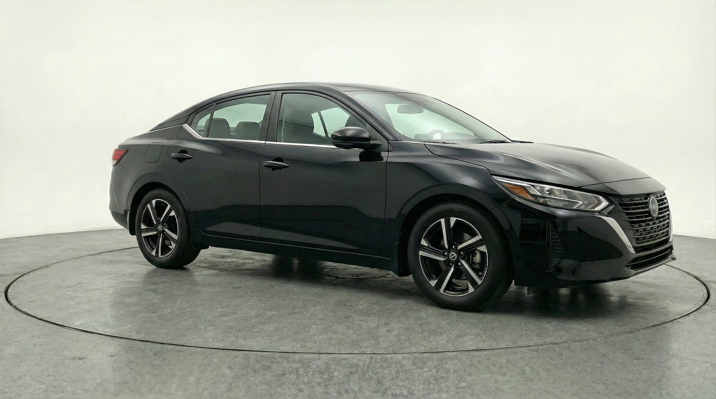 Thumbnail: 2025 Nissan Sentra - 1