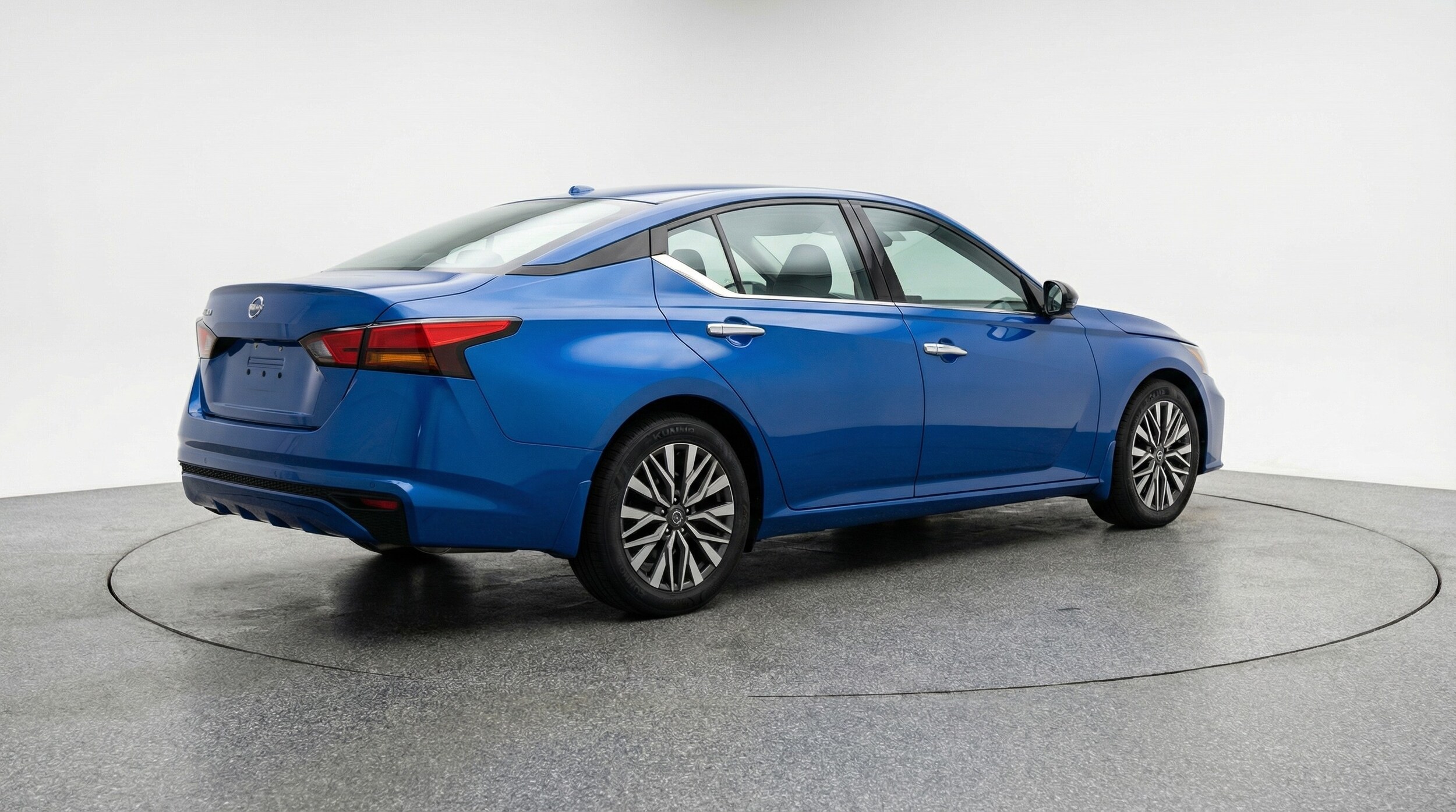 Thumbnail: 2025 Nissan Altima - 7