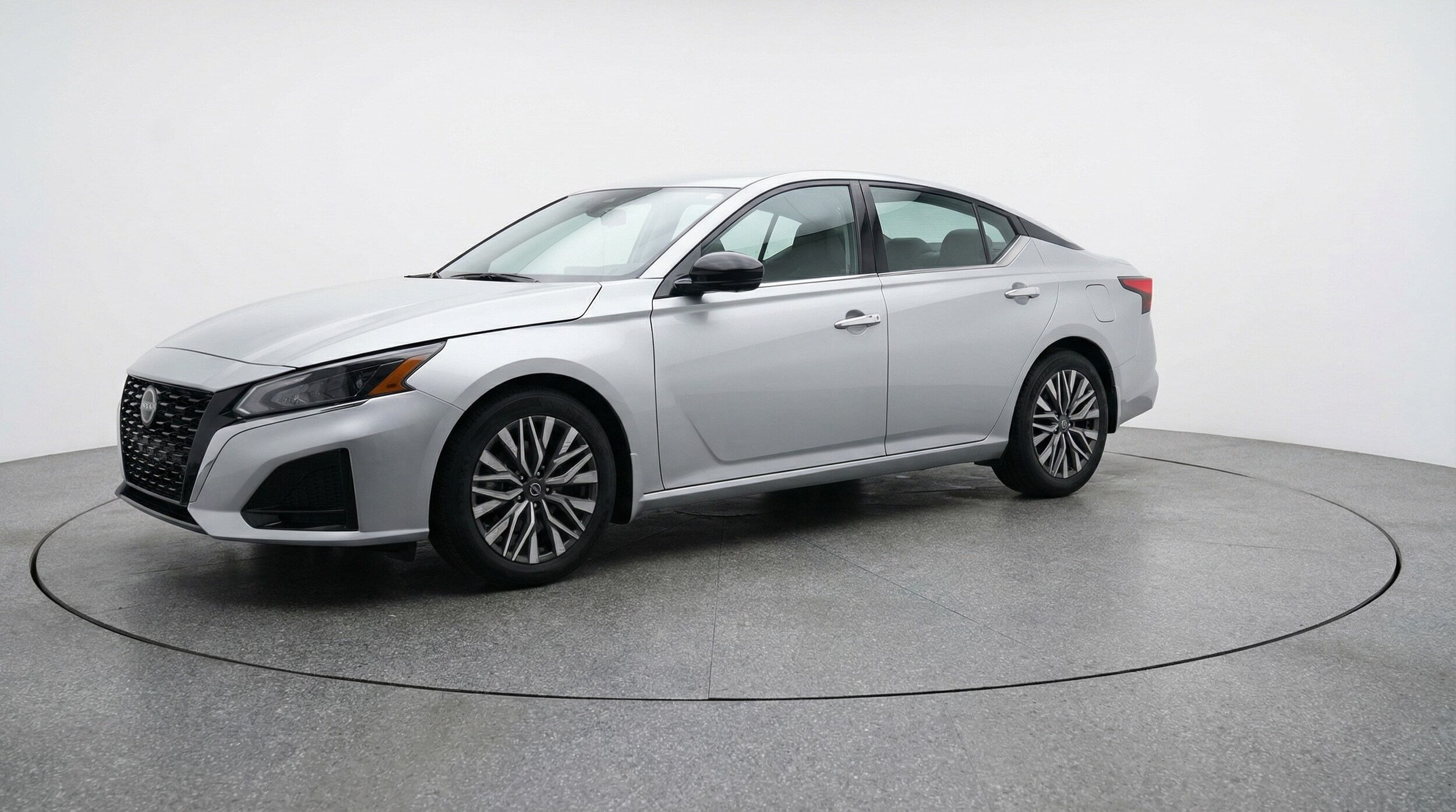 Thumbnail: 2025 Nissan Altima - 3