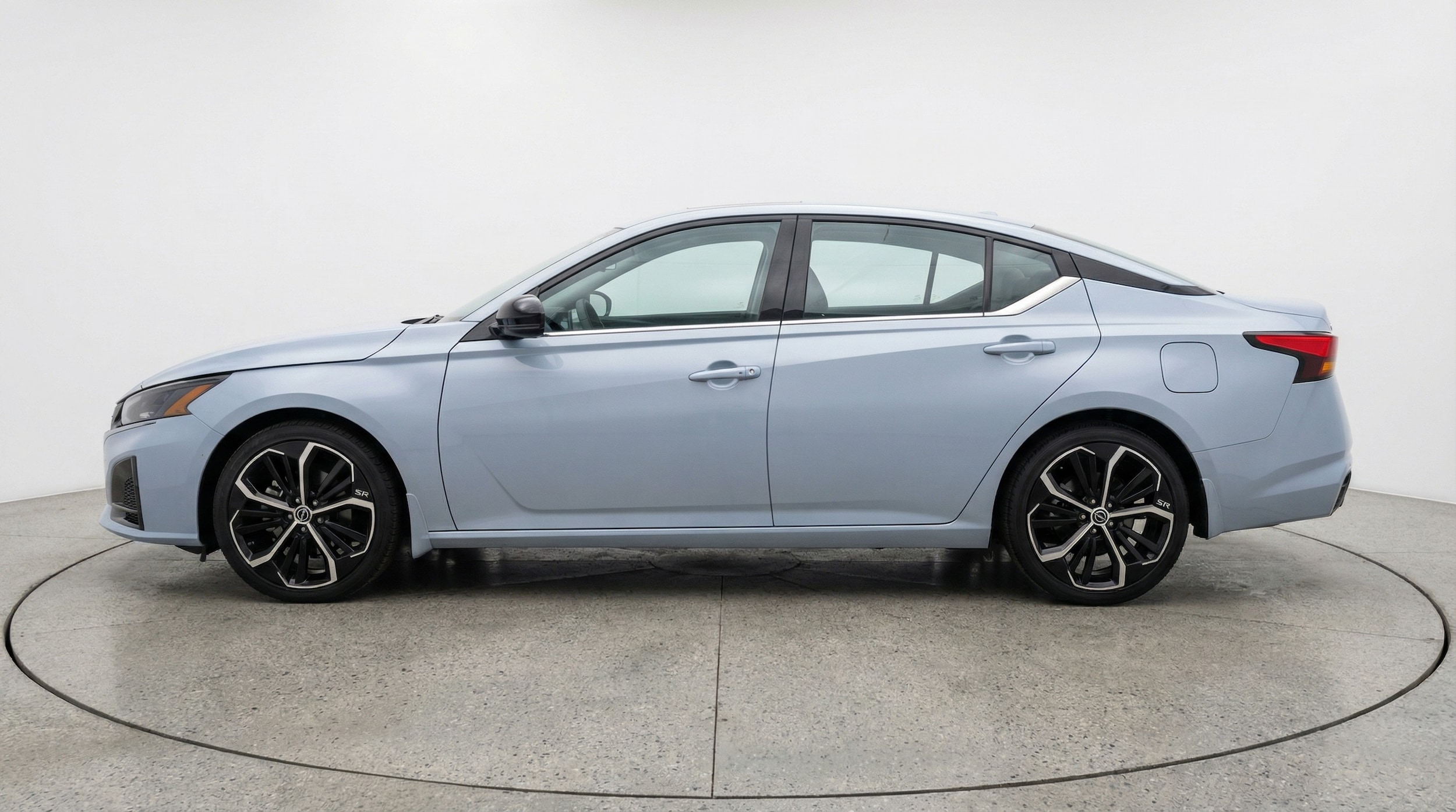 Thumbnail: 2025 Nissan Altima - 4