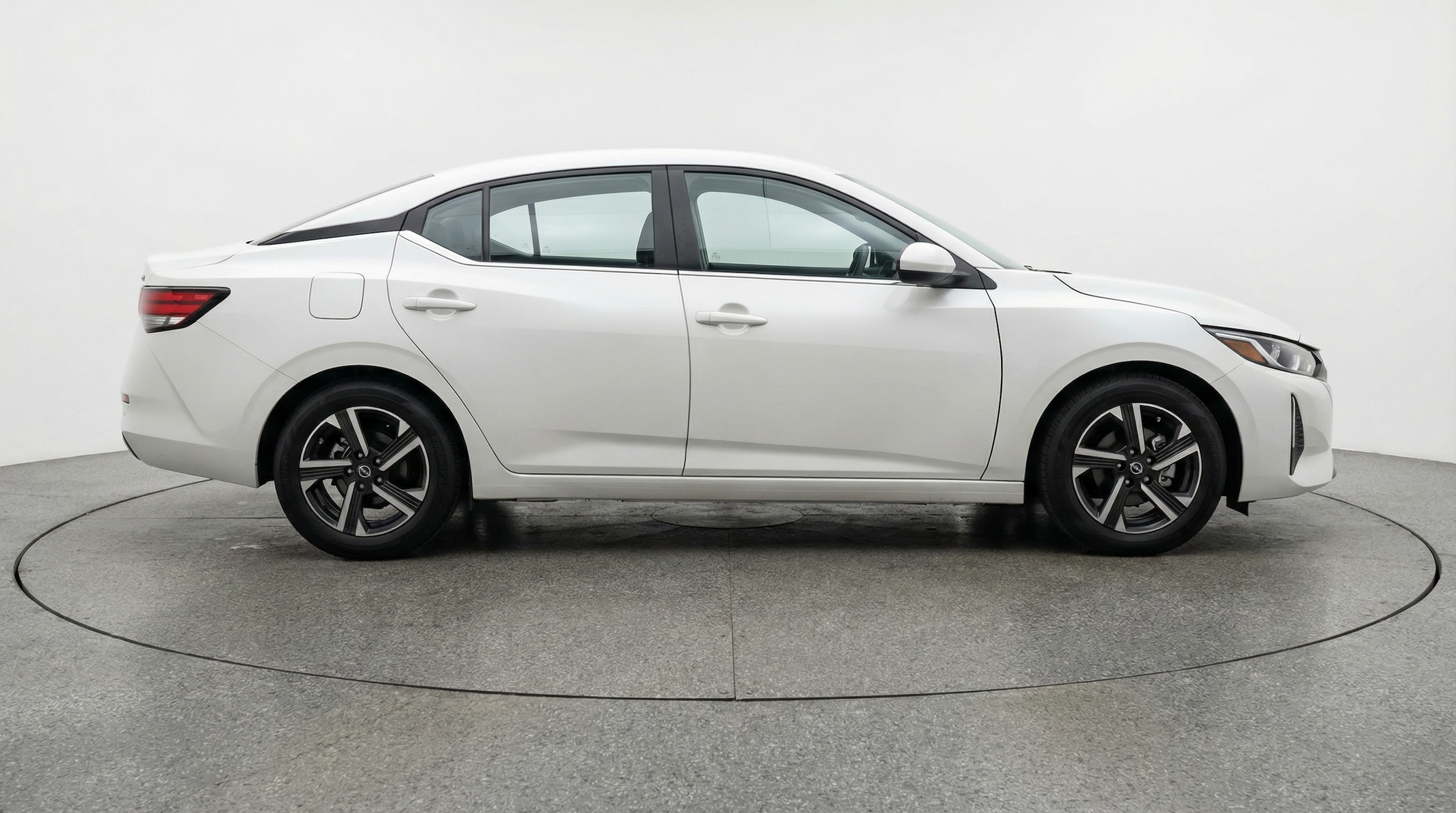 Thumbnail: 2025 Nissan Sentra - 8