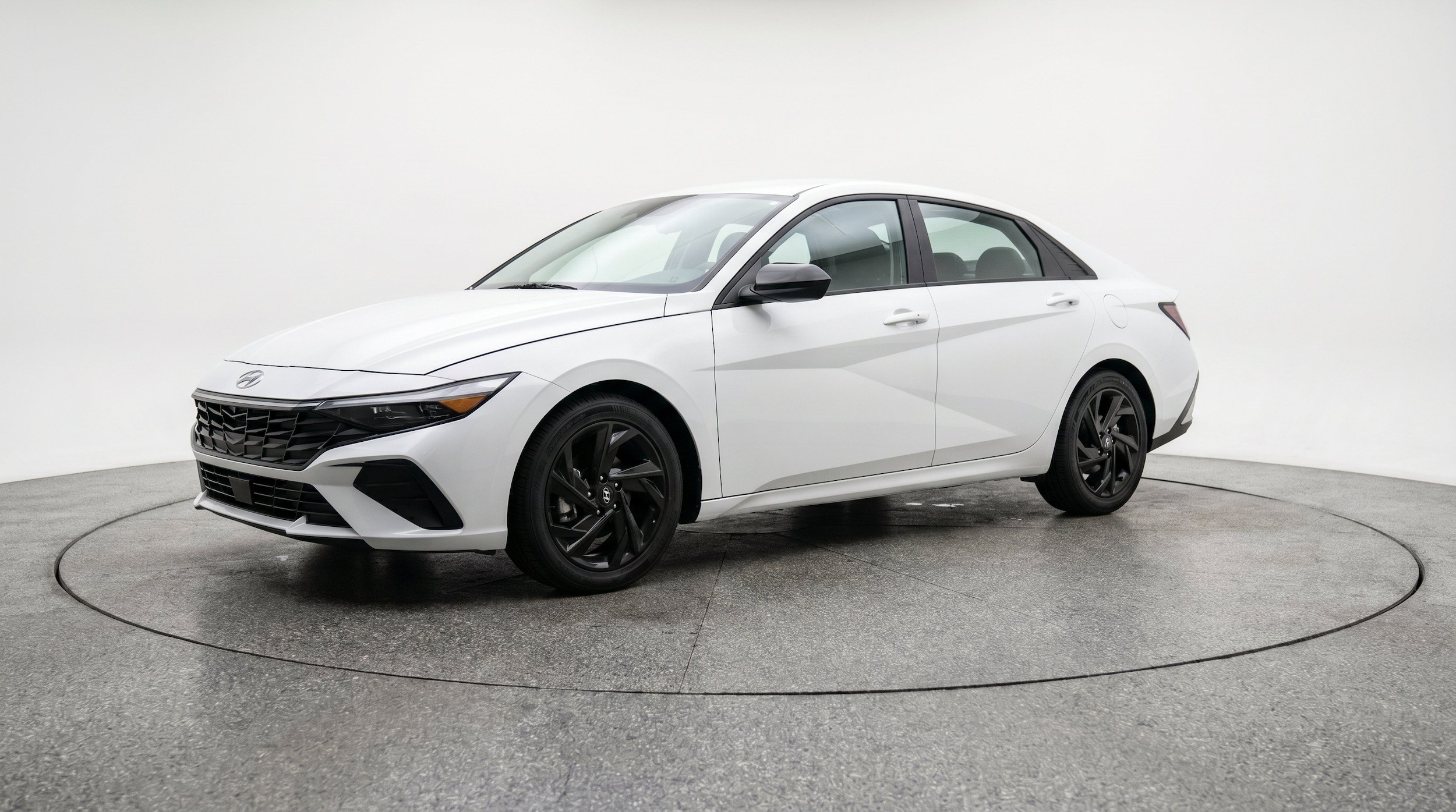 Thumbnail: 2026 Hyundai Elantra - 3