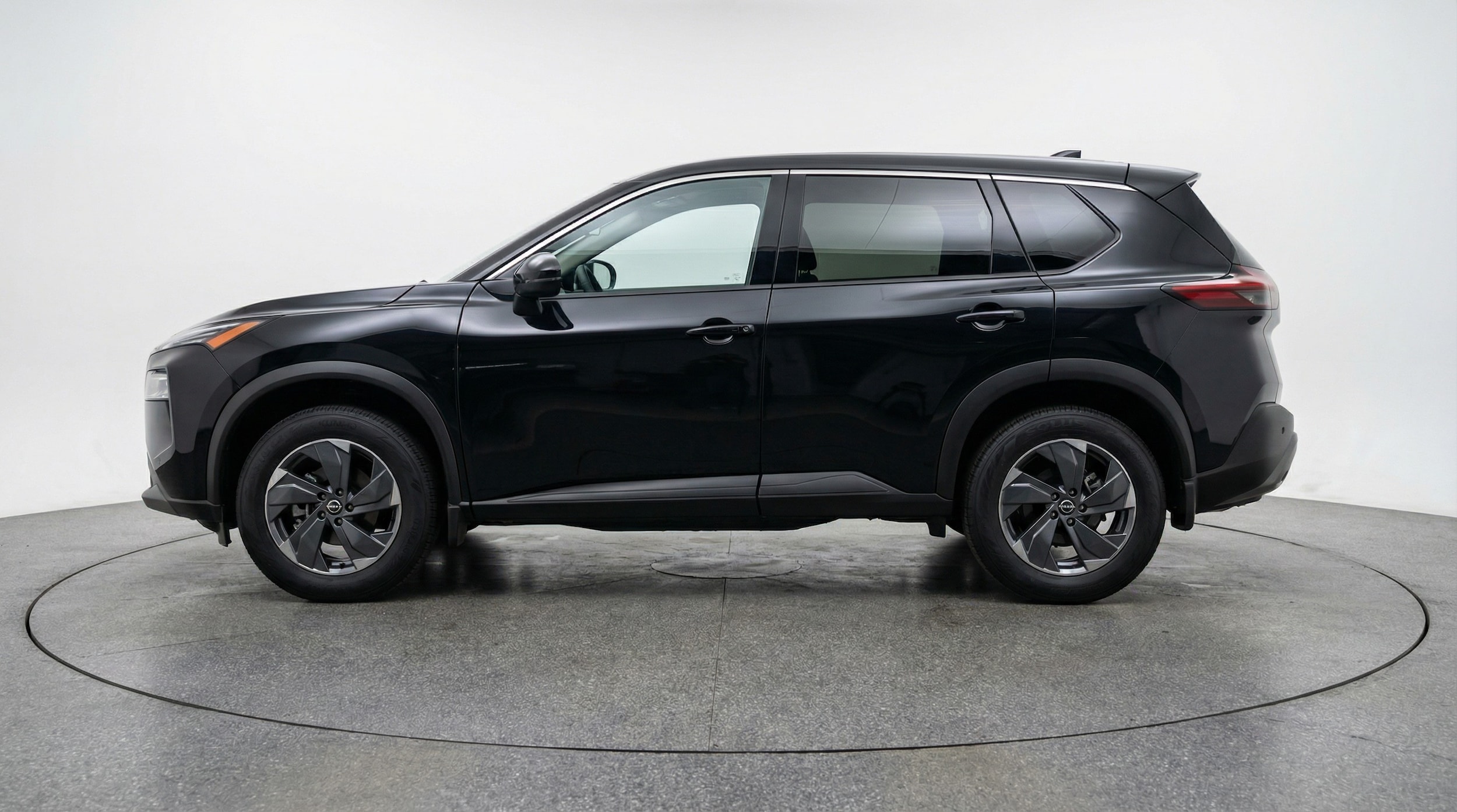 Thumbnail: 2025 Nissan Rogue - 4