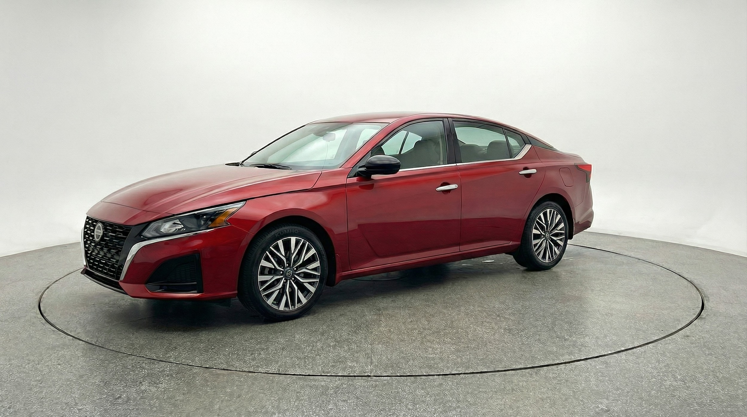 Thumbnail: 2025 Nissan Altima - 3