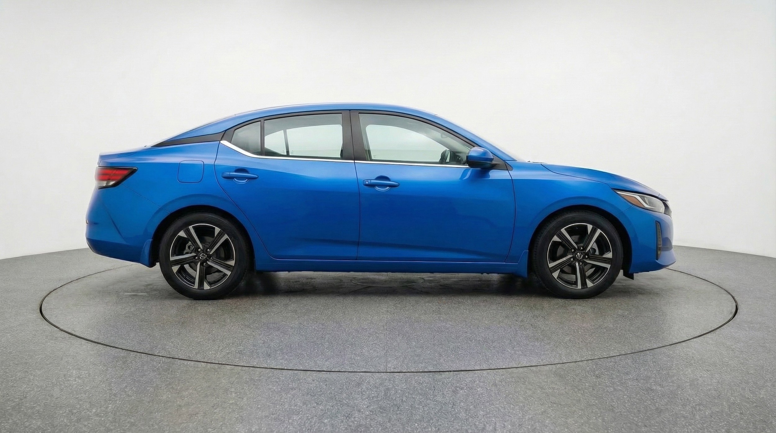 Thumbnail: 2025 Nissan Sentra - 11