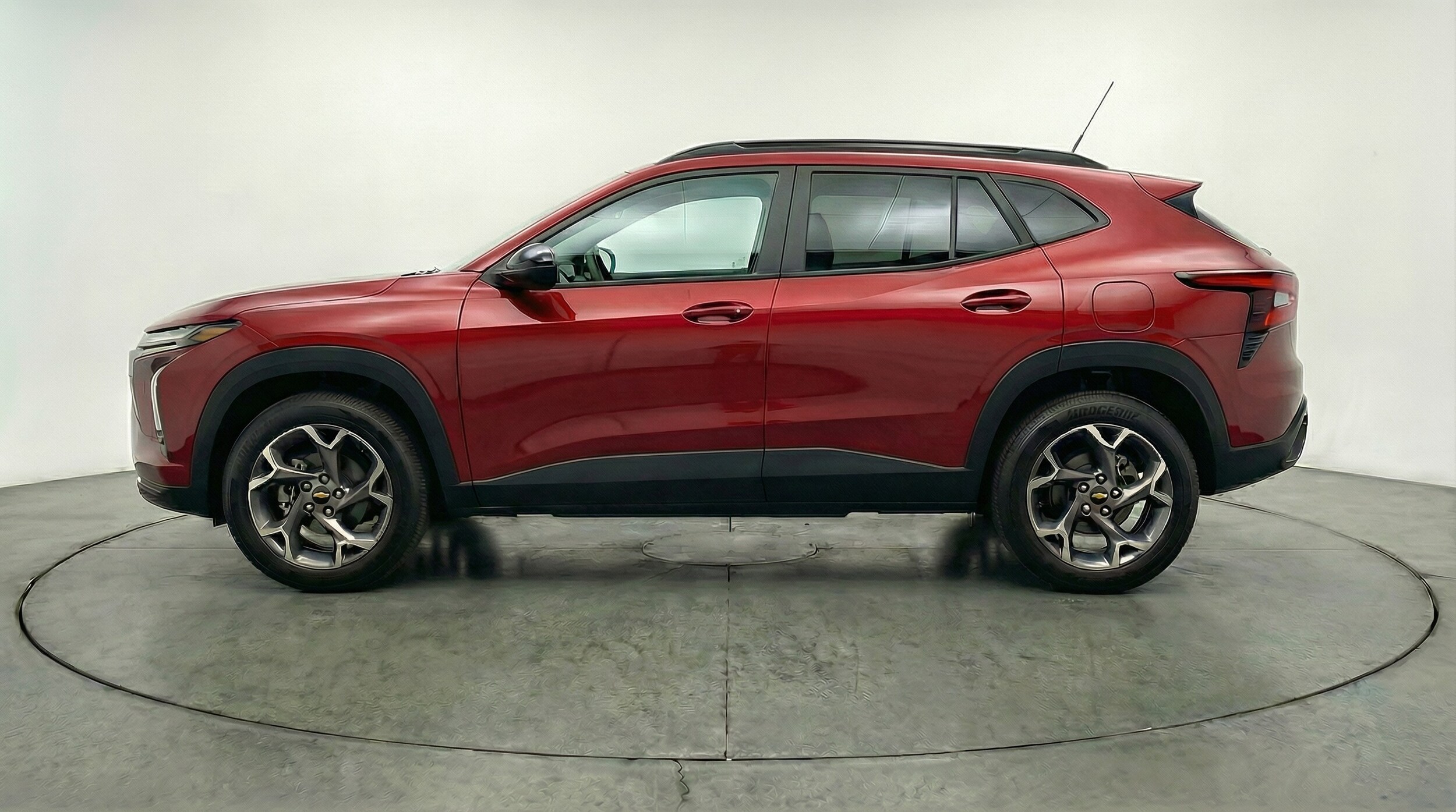 Thumbnail: 2025 Chevrolet Trax - 4