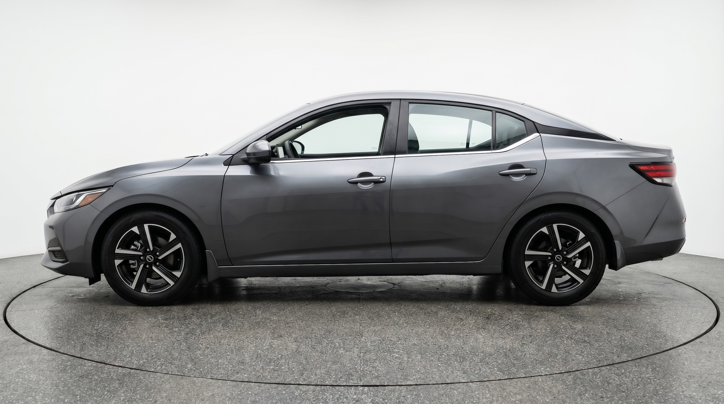 Thumbnail: 2025 Nissan Sentra - 4