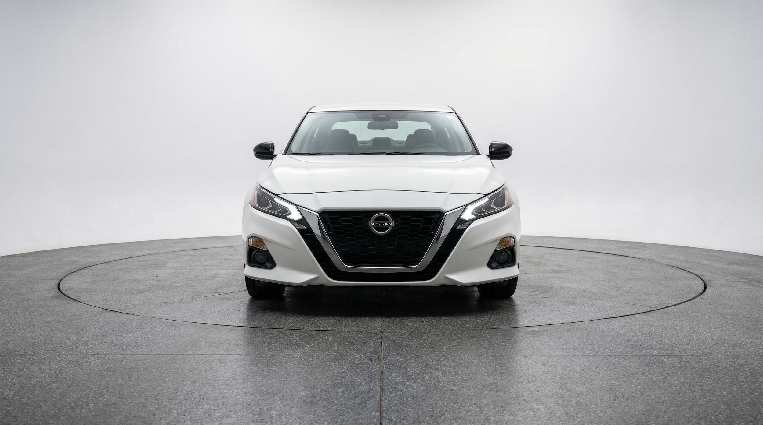 Thumbnail: 2025 Nissan Altima - 2