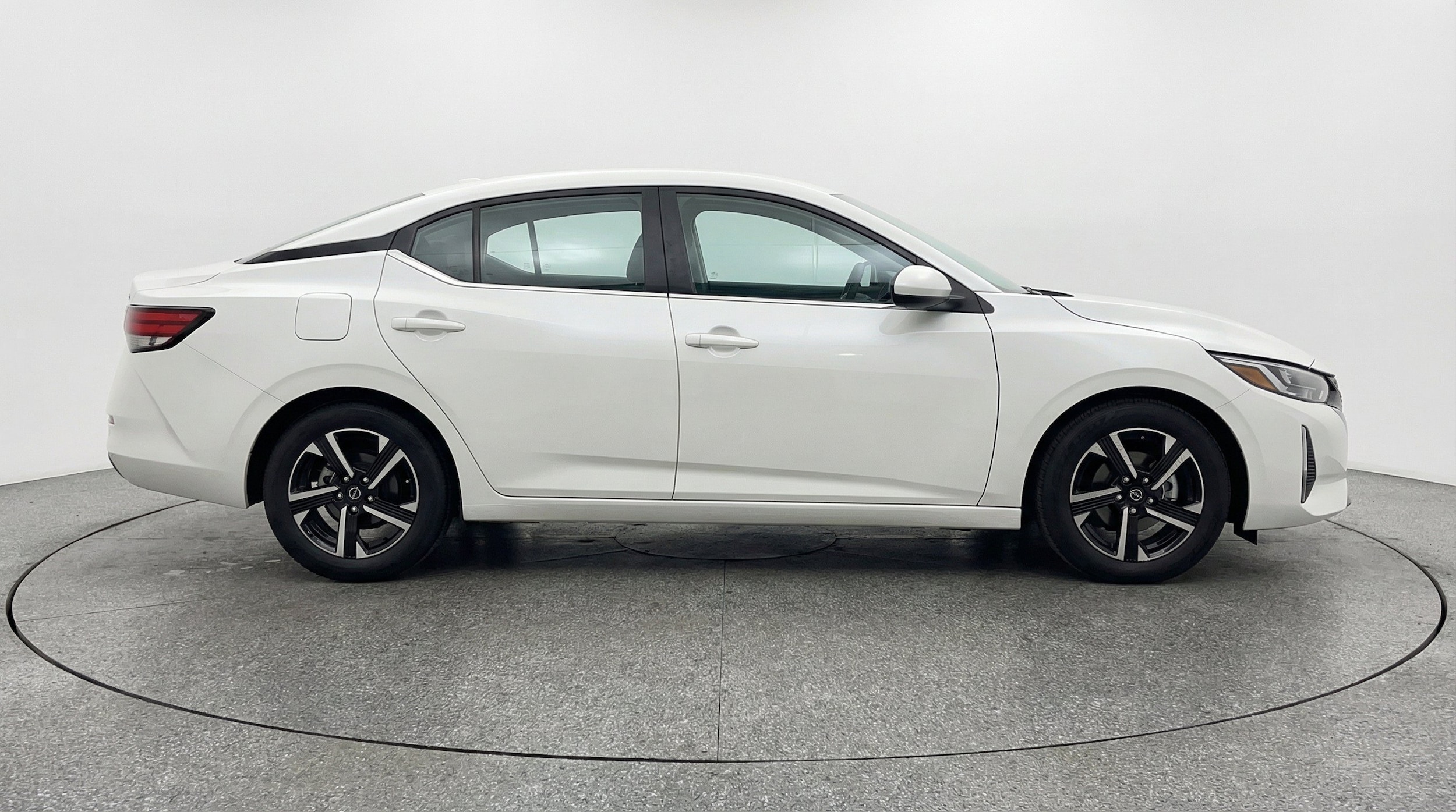Thumbnail: 2025 Nissan Sentra - 11