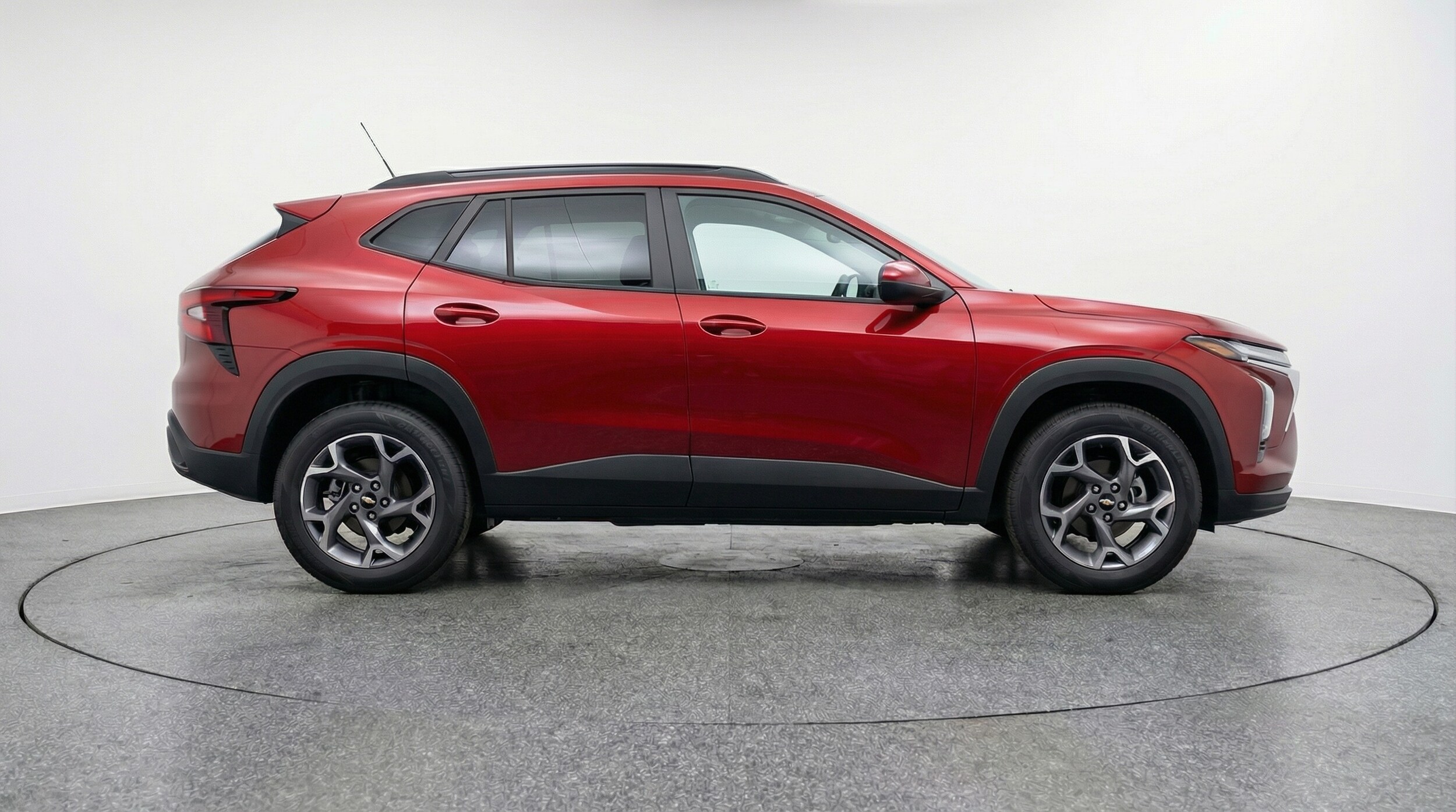 Thumbnail: 2025 Chevrolet Trax - 8