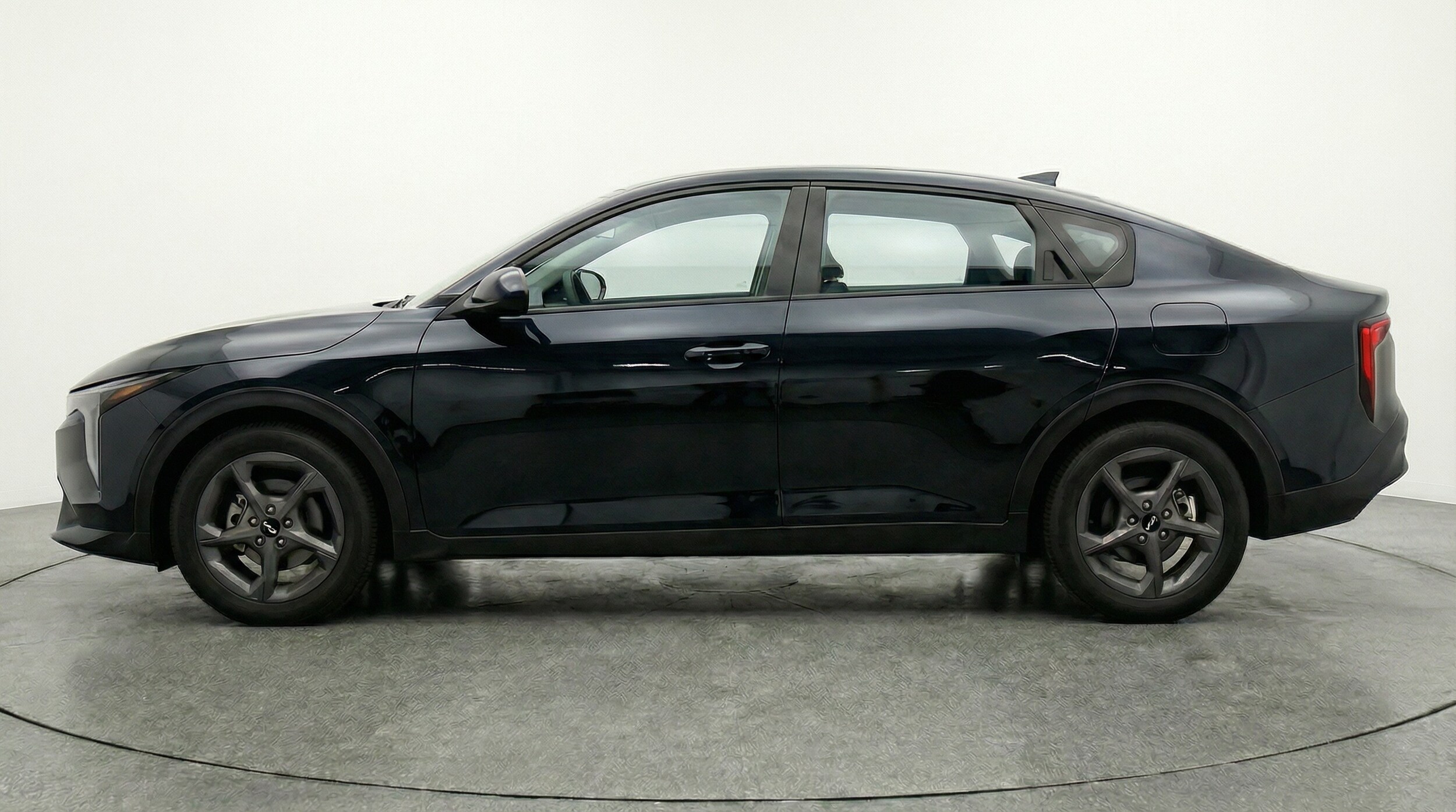 Thumbnail: 2025 Kia K4 - 4