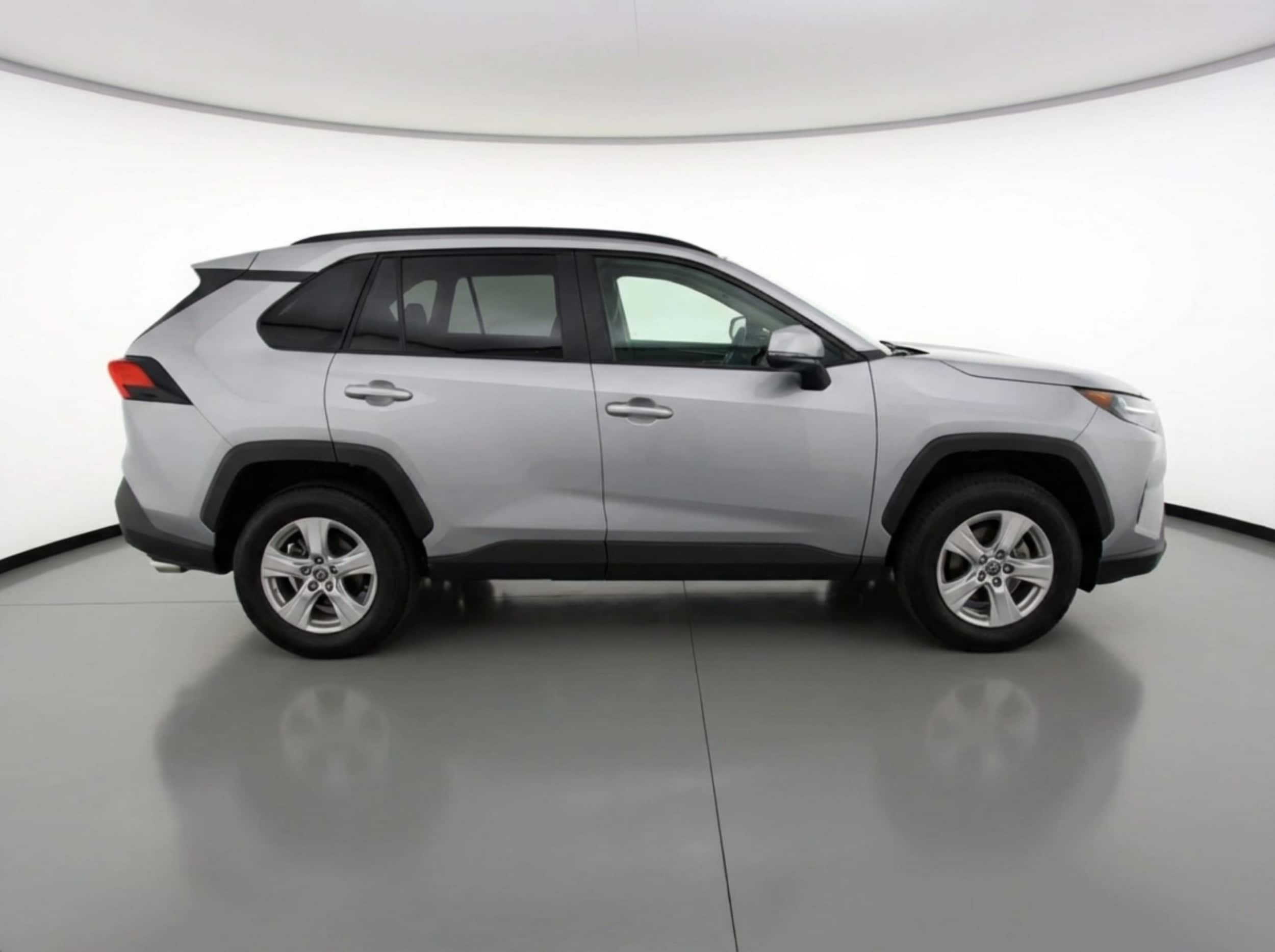Thumbnail: 2025 Toyota RAV4 - 8