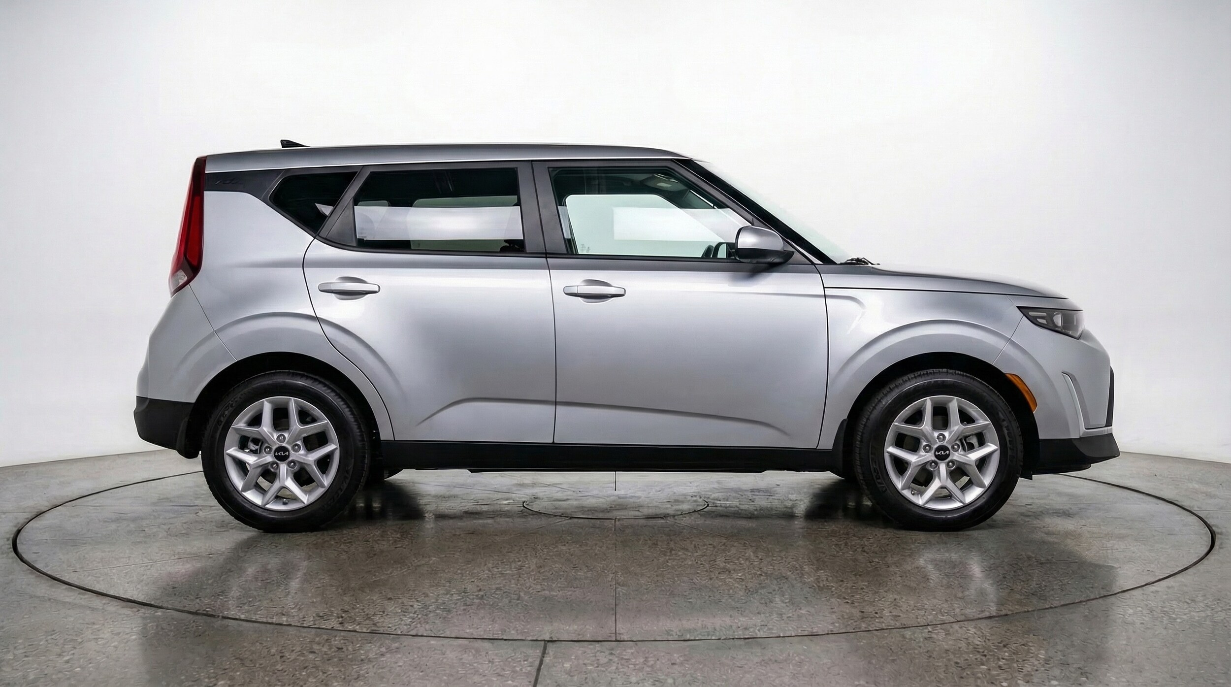 Thumbnail: 2025 Kia Soul - 8