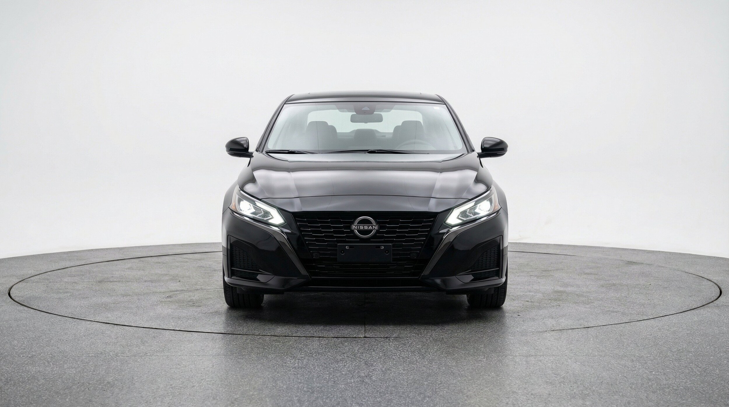 Thumbnail: 2025 Nissan Altima - 2