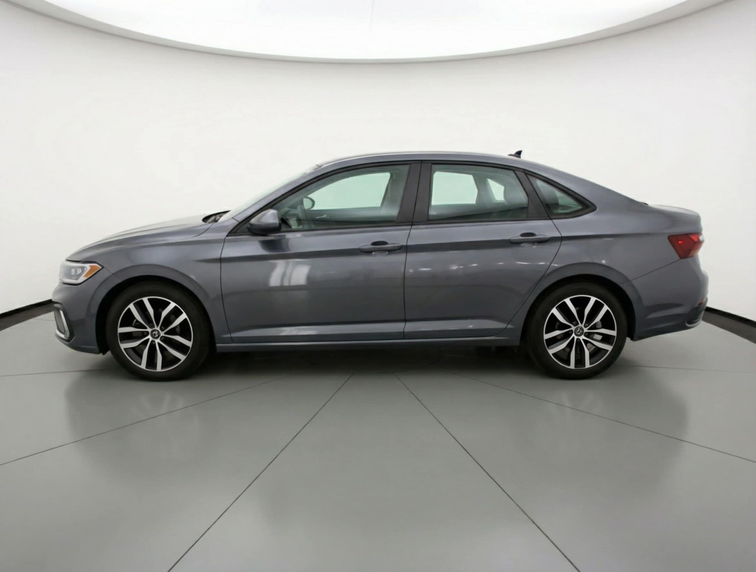 Thumbnail: 2025 Volkswagen Jetta - 4